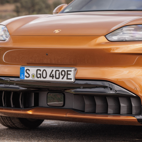 2027 Porsche Cayenne Electric E4 Madeira Gold Exterior