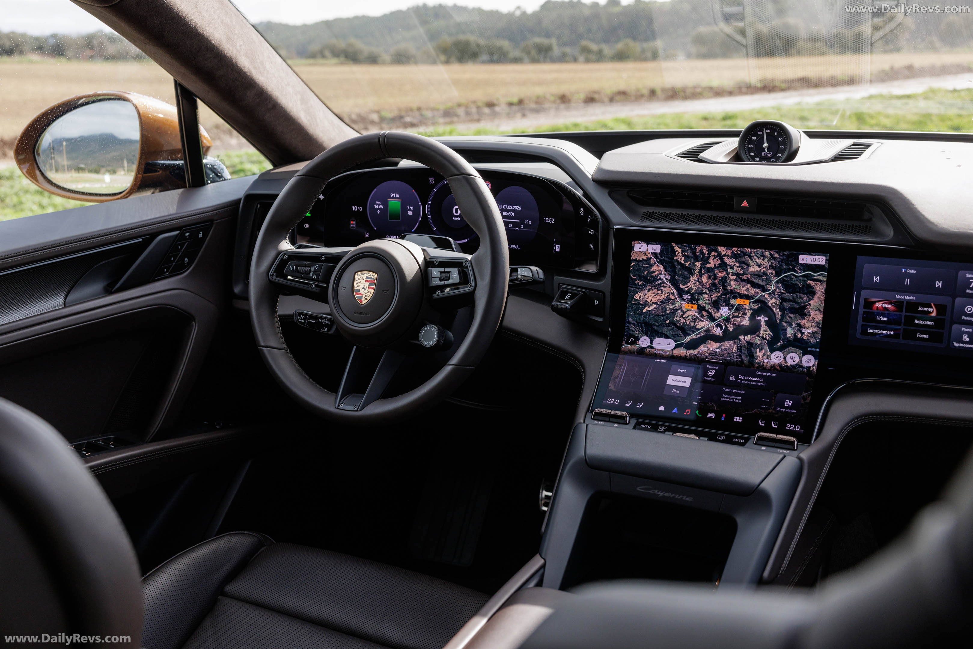 2027 Porsche Cayenne Electric E4 Madeira Gold Interior