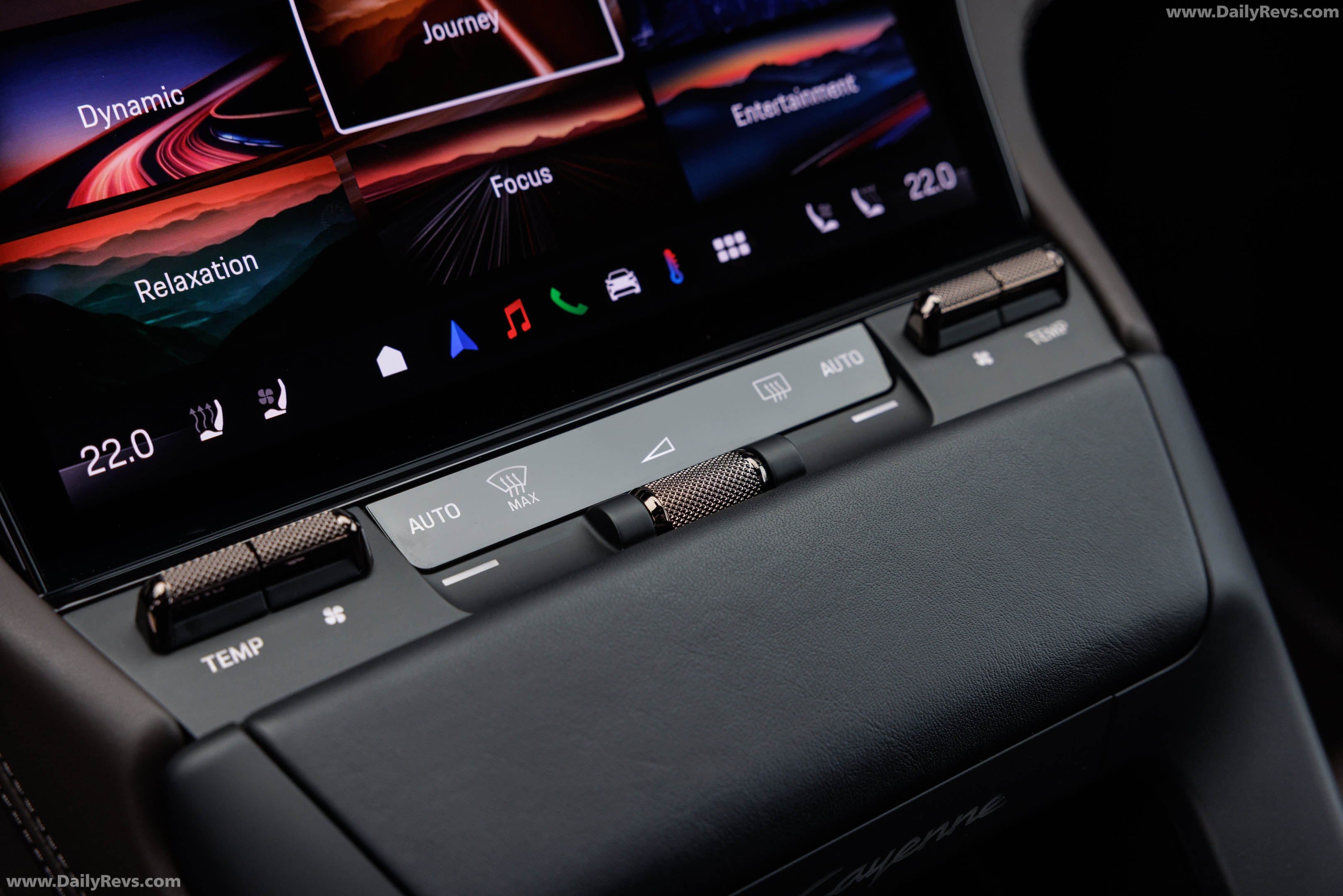 2027 Porsche Cayenne Electric E4 Madeira Gold Interior