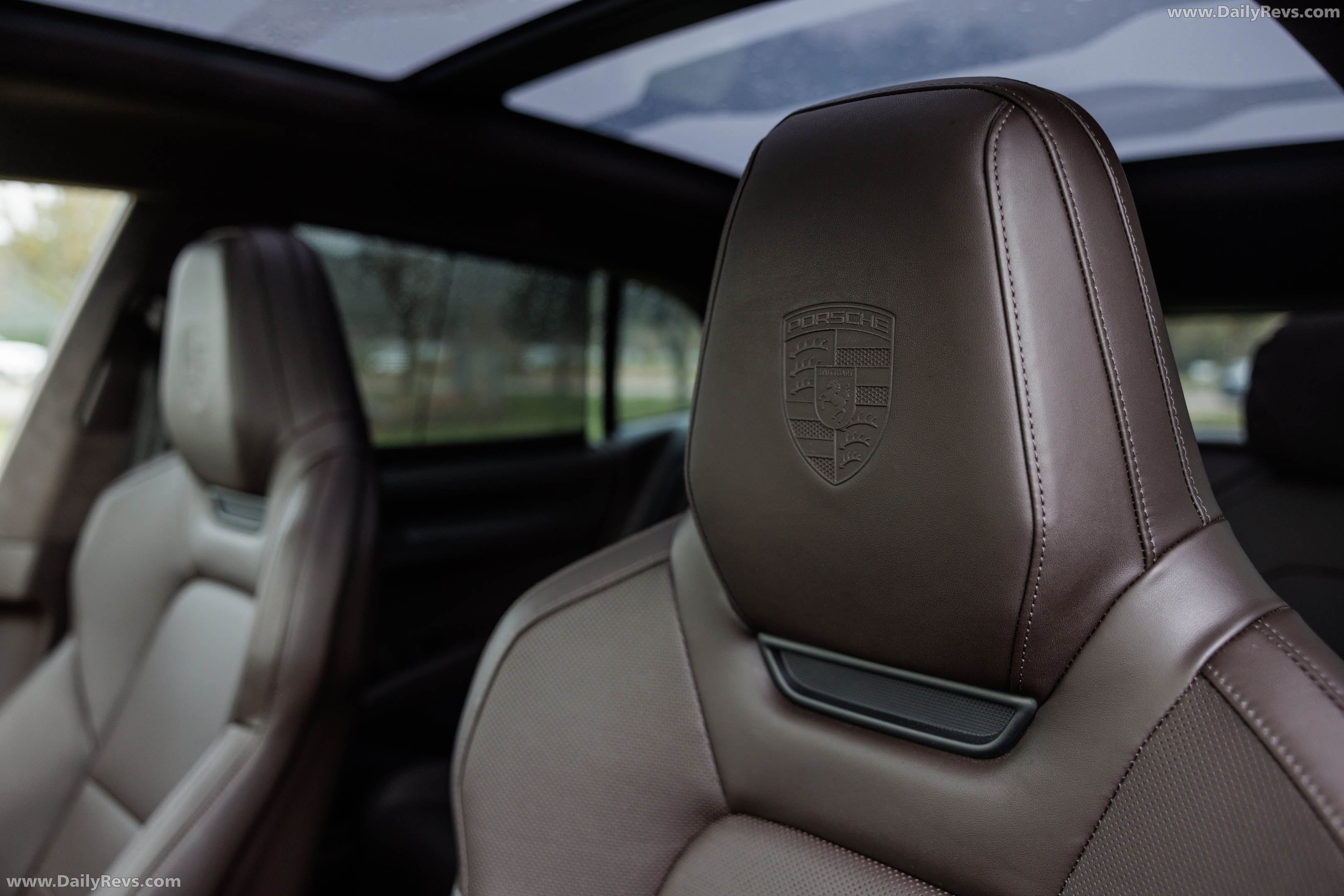 2027 Porsche Cayenne Electric E4 Madeira Gold Interior
