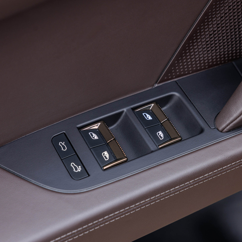 2027 Porsche Cayenne Electric E4 Madeira Gold Interior