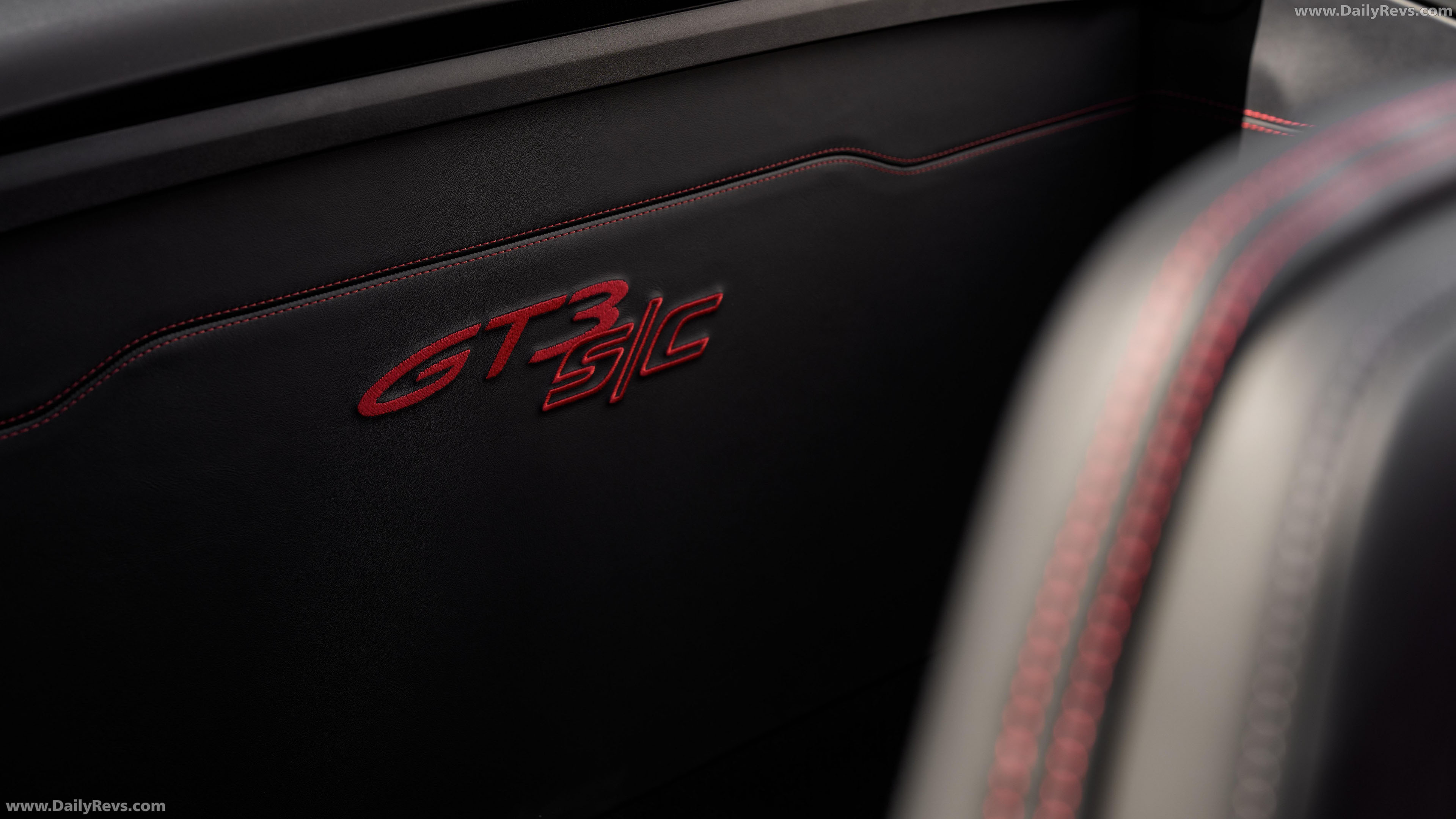 2027 Porsche 911 GT3 S-C 992 ll Interior