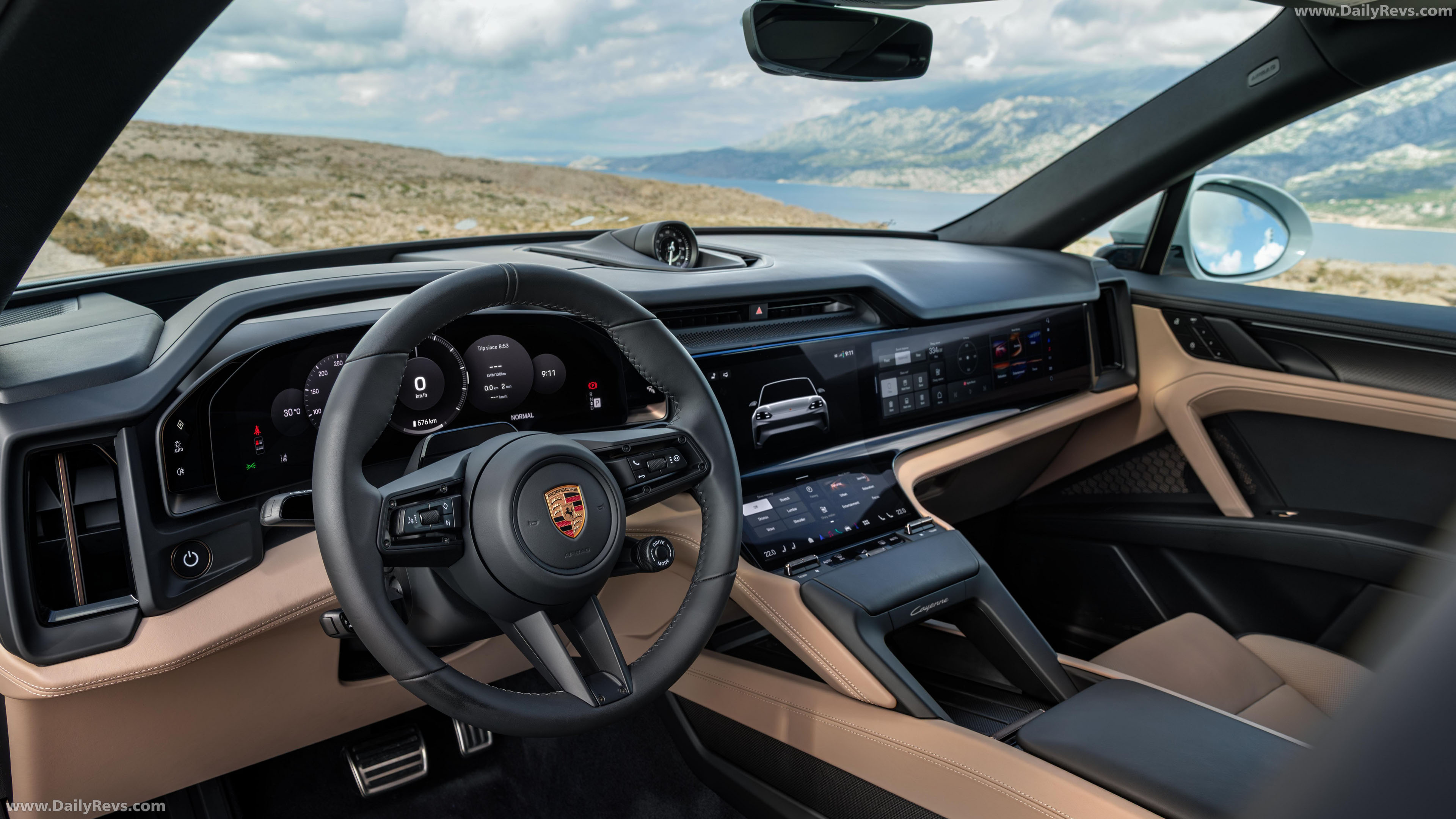 2027 Porsche Cayenne S Coupe Electric Interior