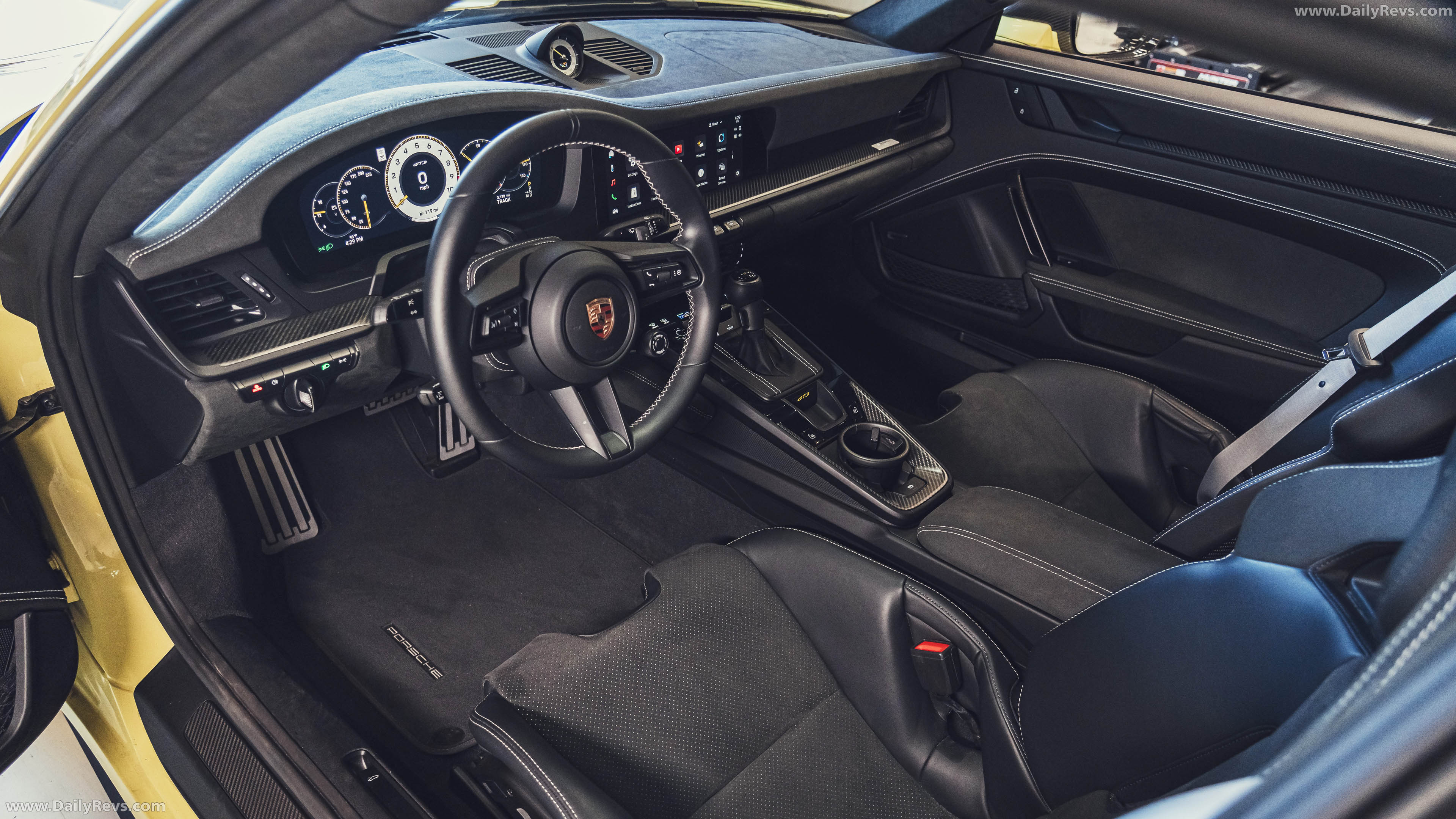 2025 Porsche 911 GT3 Weissach Package 992 ll Cartagena Yellow Interior