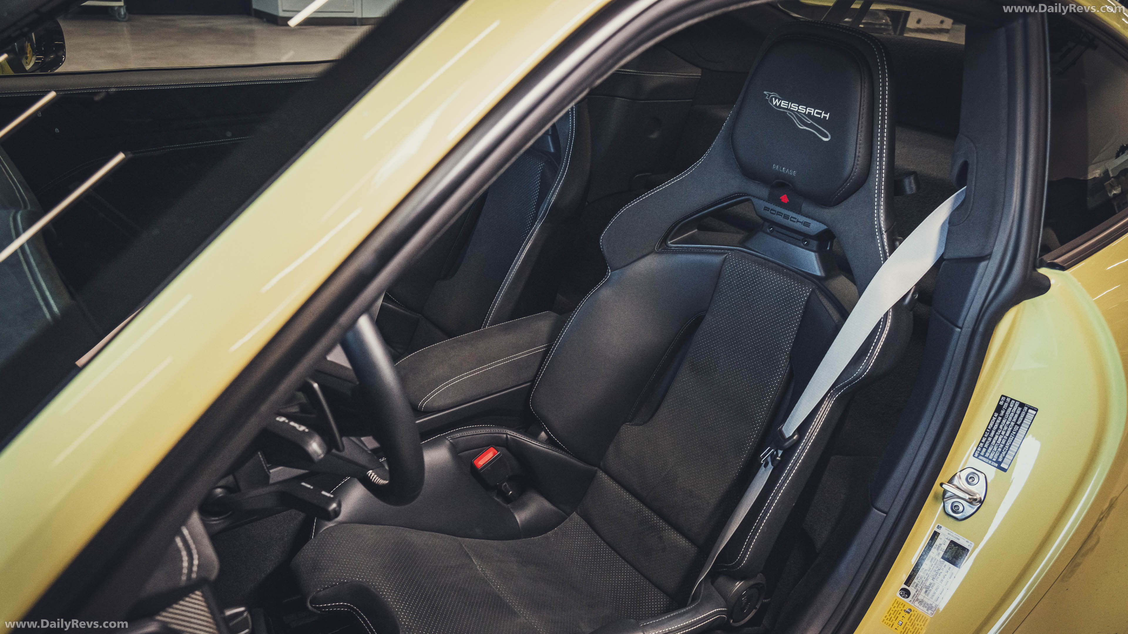 2025 Porsche 911 GT3 Weissach Package 992 ll Cartagena Yellow Interior