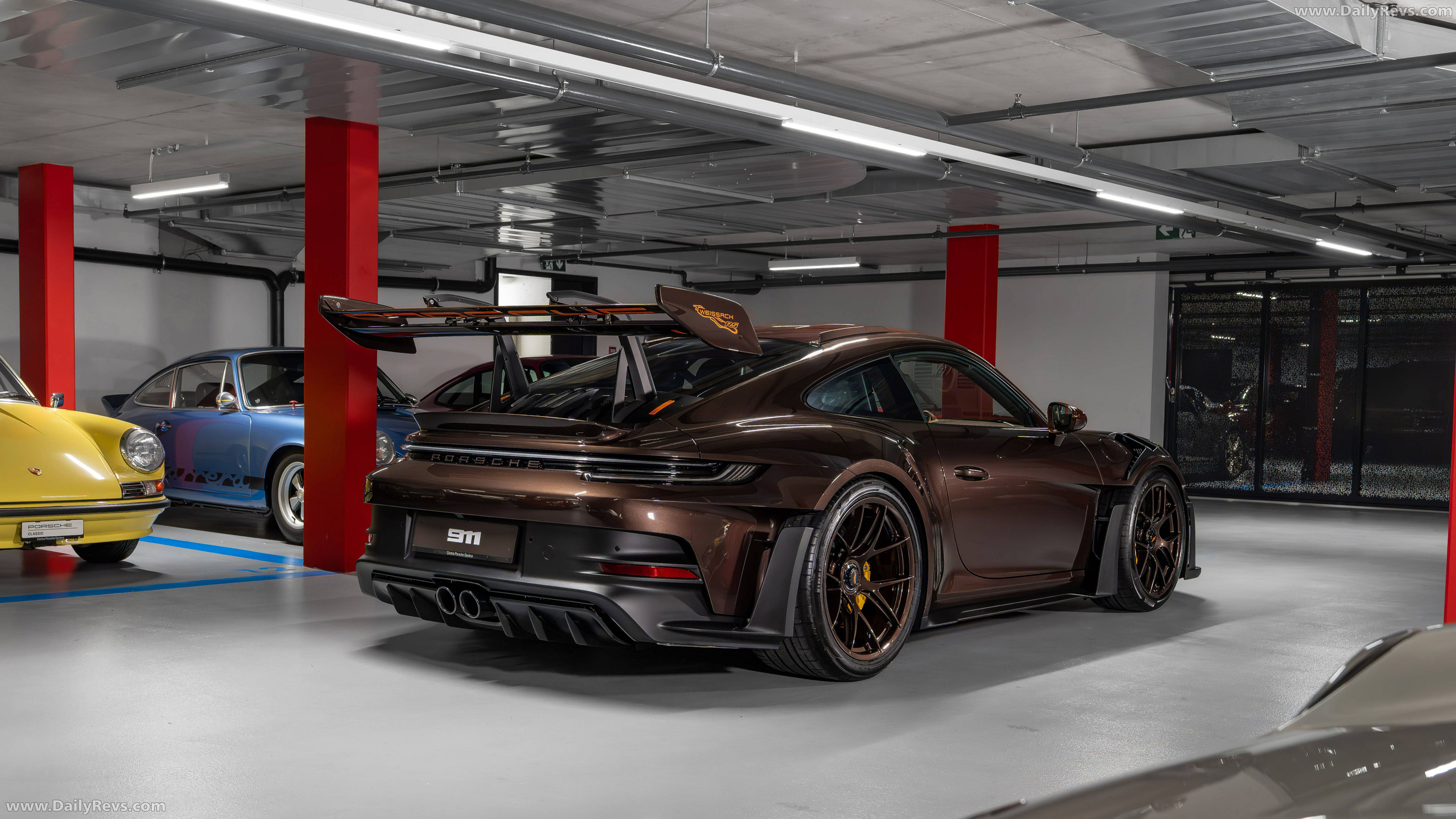 2027 Porsche 911 GT3 RS Sonderwunsch Rear View