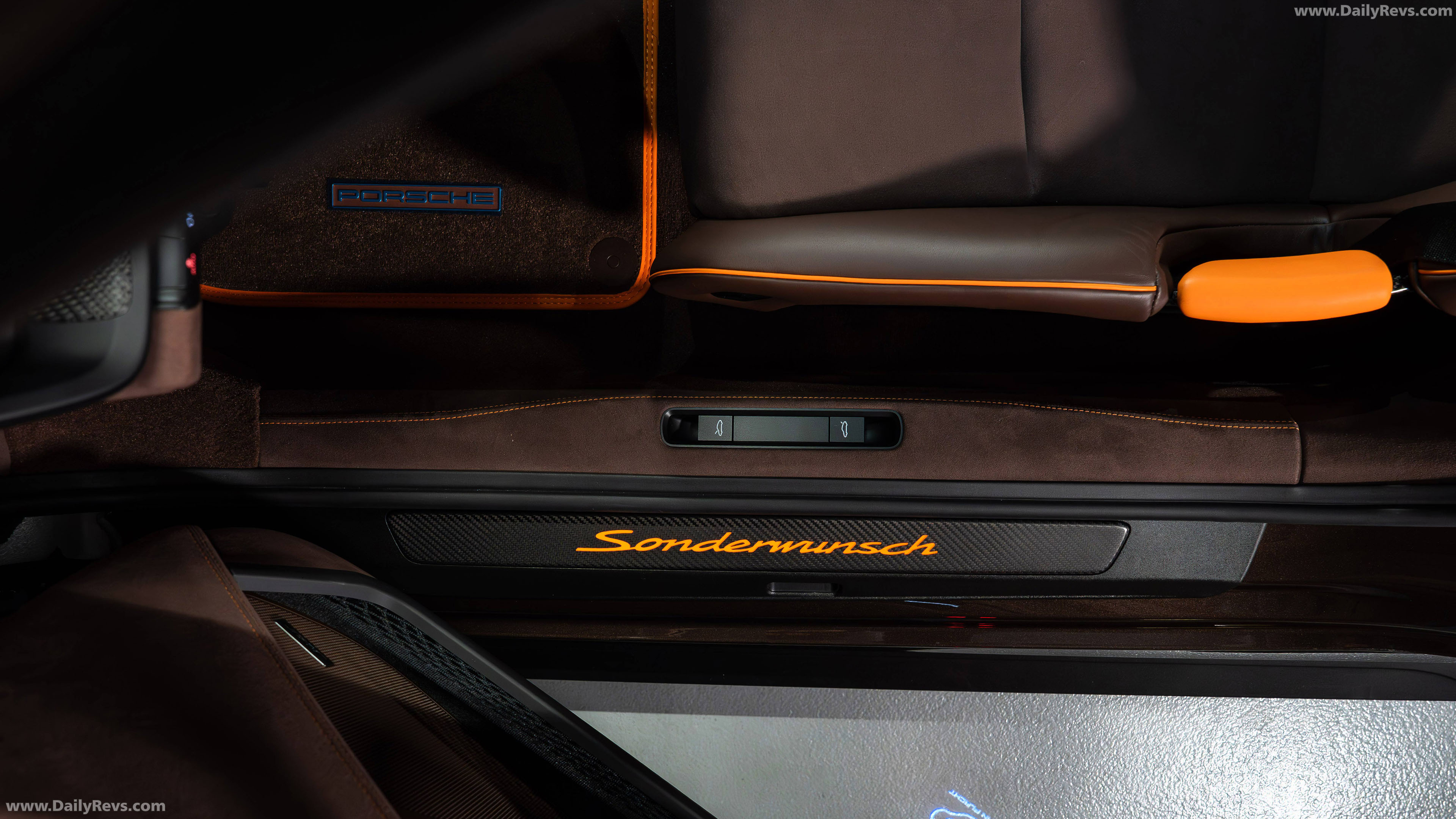 2027 Porsche 911 GT3 RS Sonderwunsch Interior