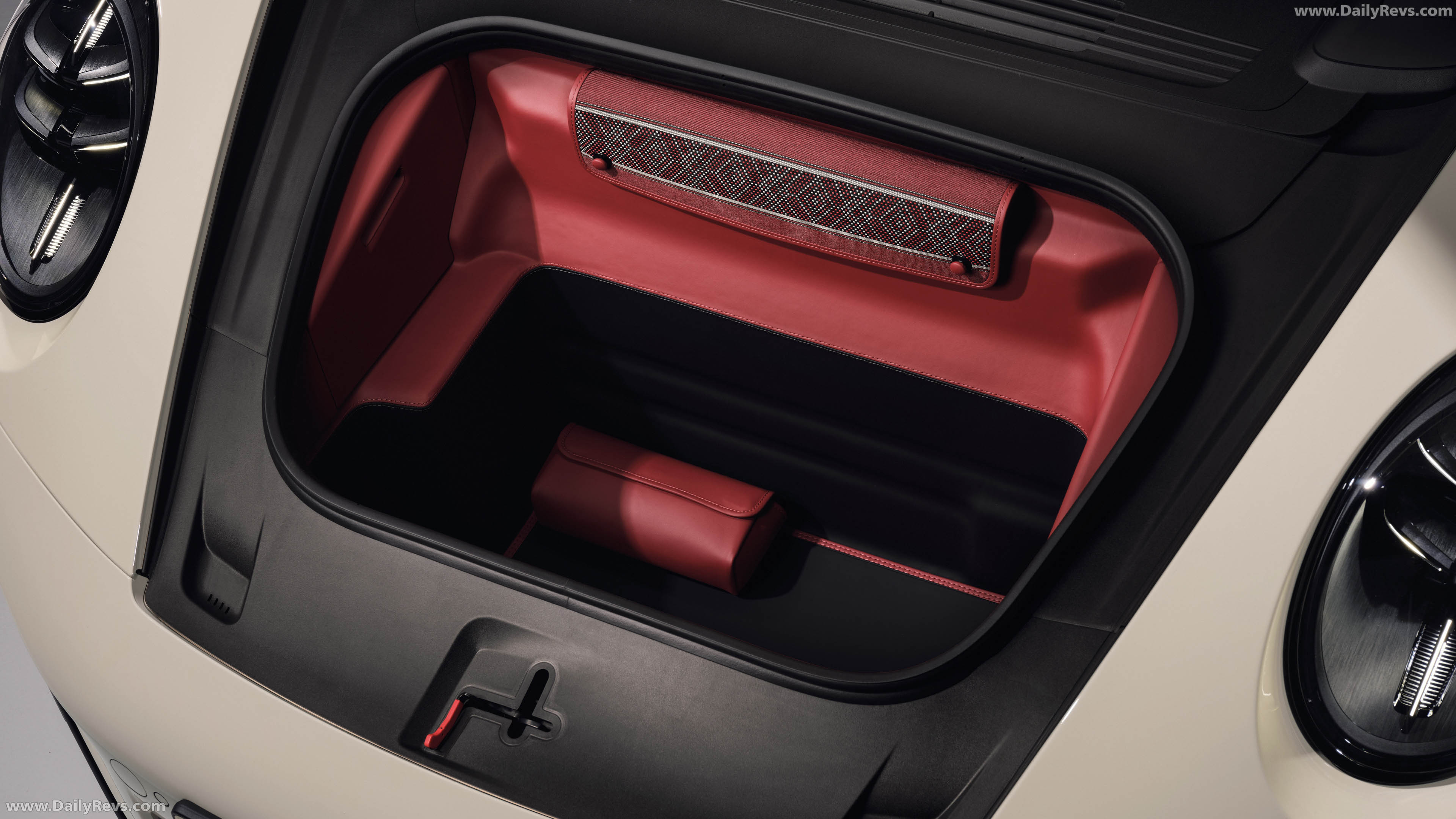 2026 Porsche 911 Turbo S Sadu Edition 992 ll Interior