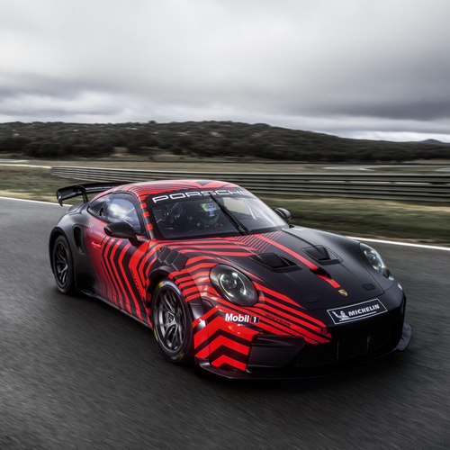 2027 Porsche 911 GT4 R 992 ll Front View