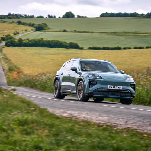 2027 Porsche Cayenne Turbo Electric E4 UK Version Front View