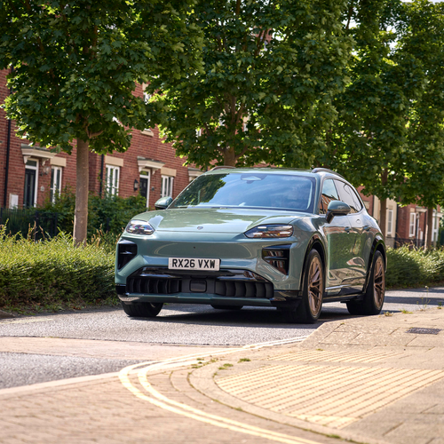 2027 Porsche Cayenne Turbo Electric E4 UK Version Front View