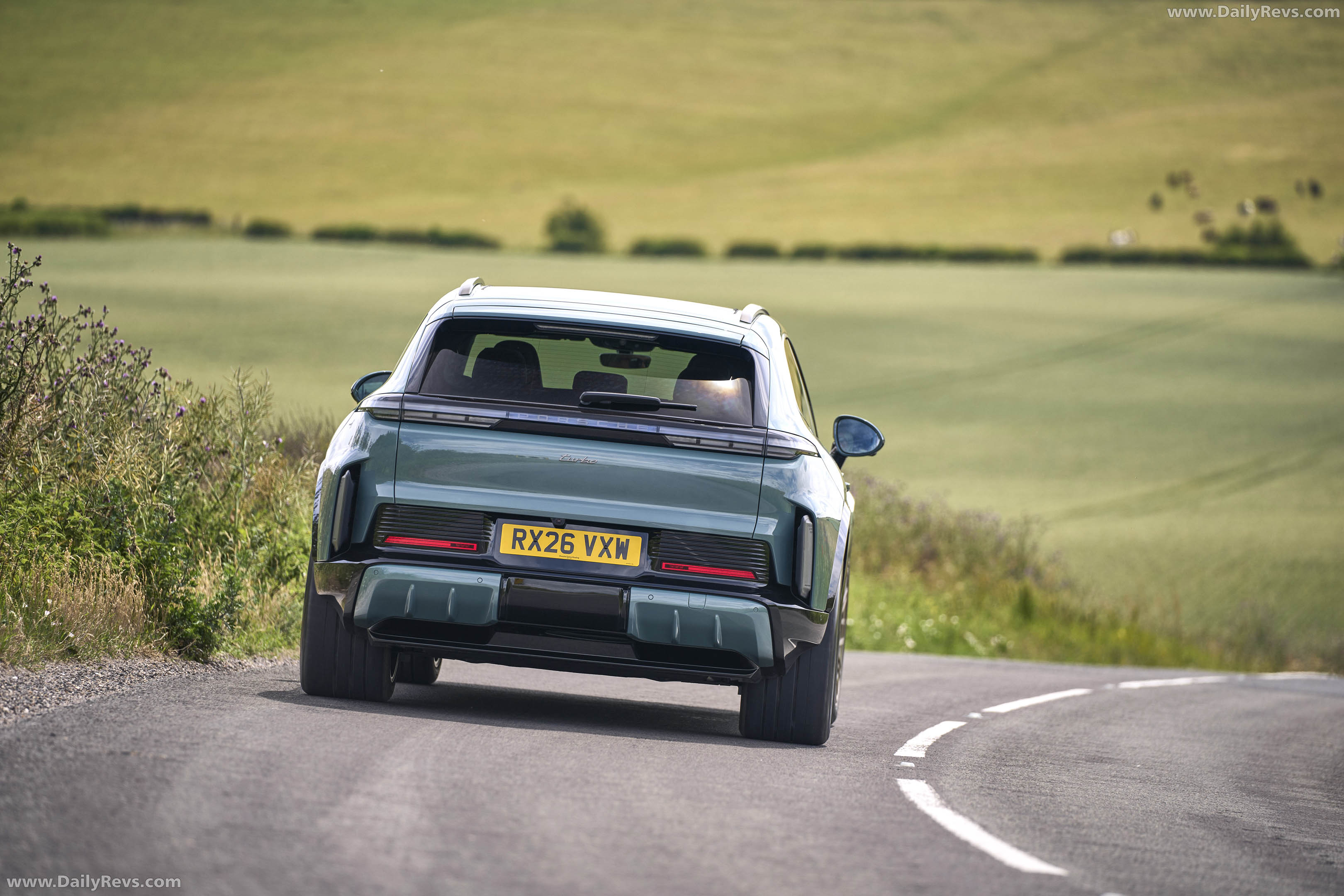 2027 Porsche Cayenne Turbo Electric E4 UK Version Rear View