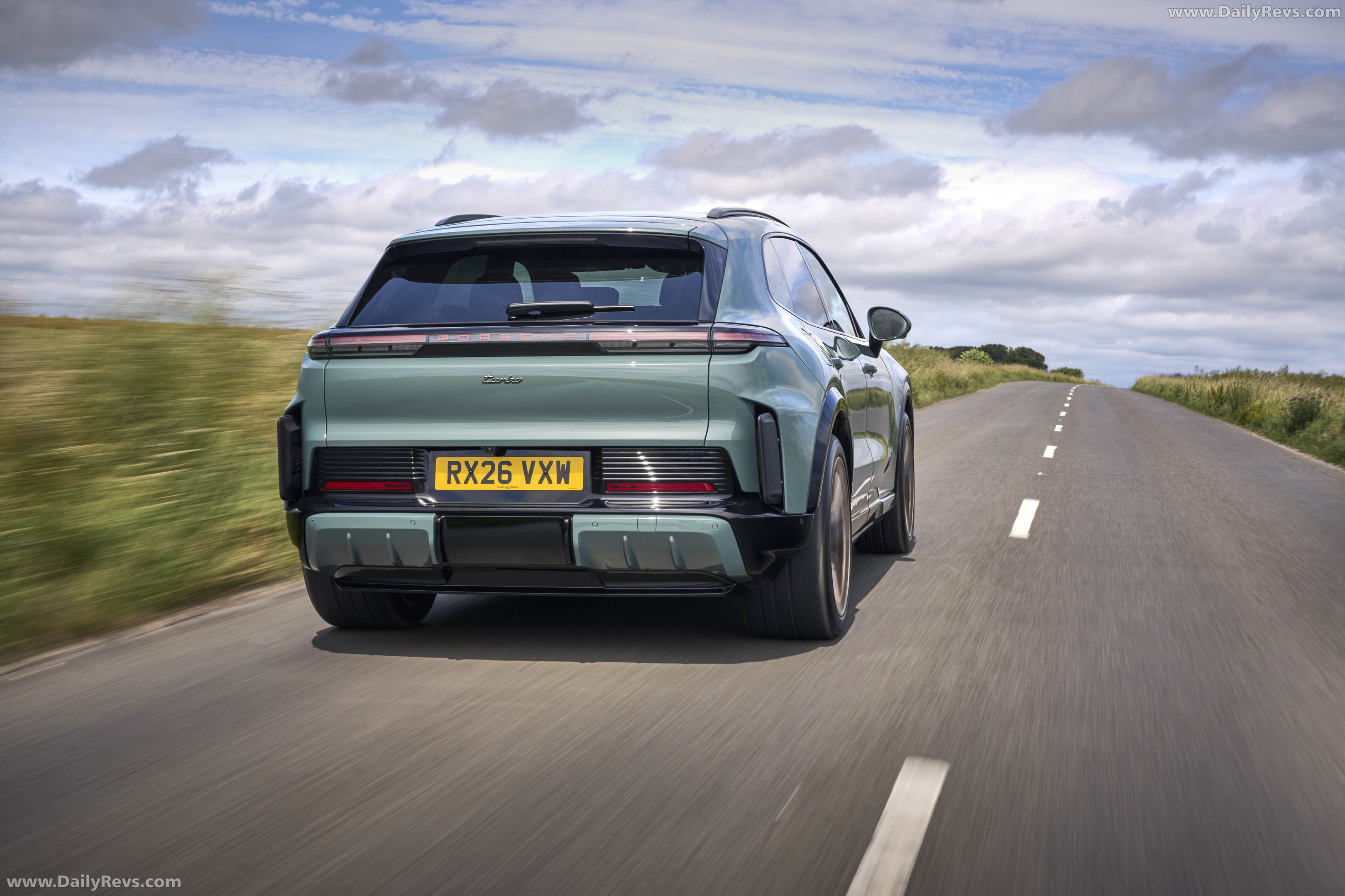 2027 Porsche Cayenne Turbo Electric E4 UK Version Rear View