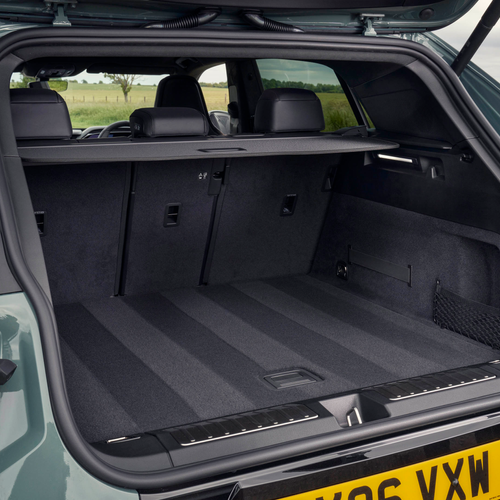 2027 Porsche Cayenne Turbo Electric E4 UK Version Interior