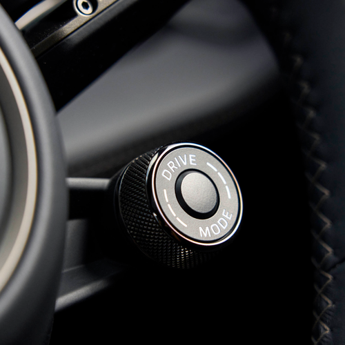 2027 Porsche Cayenne Turbo Electric E4 UK Version Interior