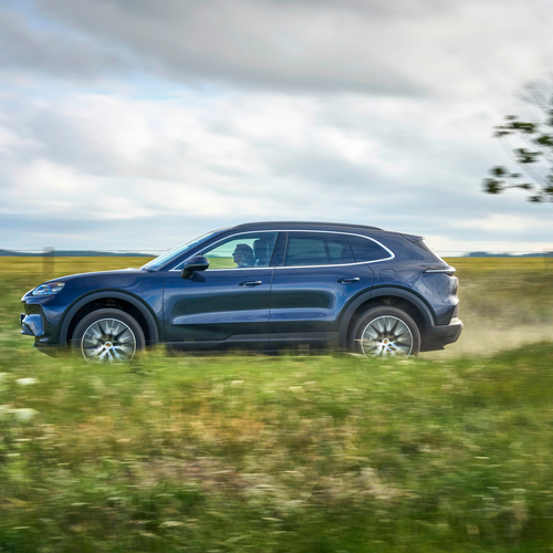 2027 Porsche Cayenne Electric E4 UK Version Side View