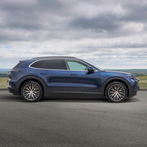 2027 Porsche Cayenne Electric E4 UK Version Side View