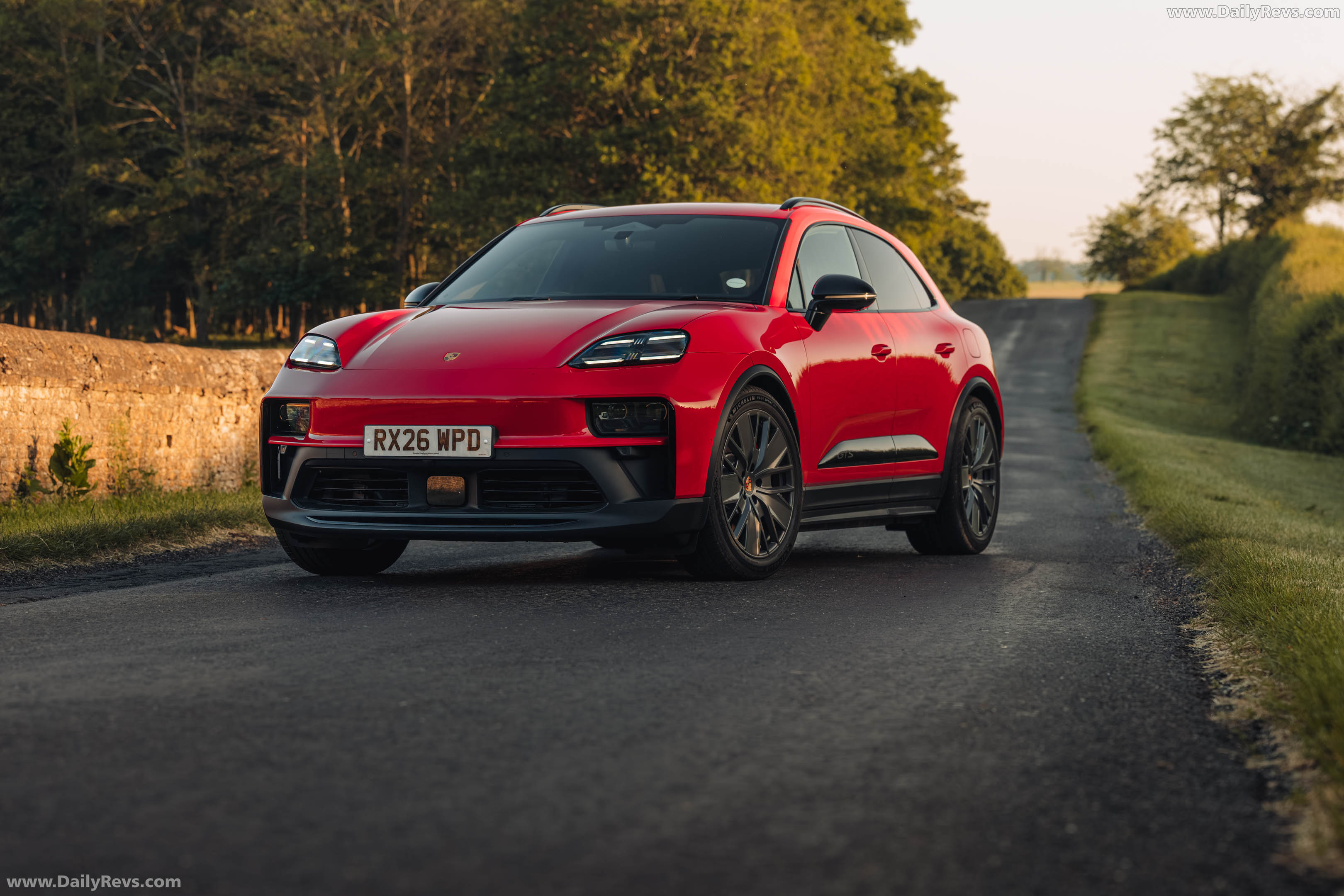 2026 Porsche Macan GTS H2 UK Version Front View