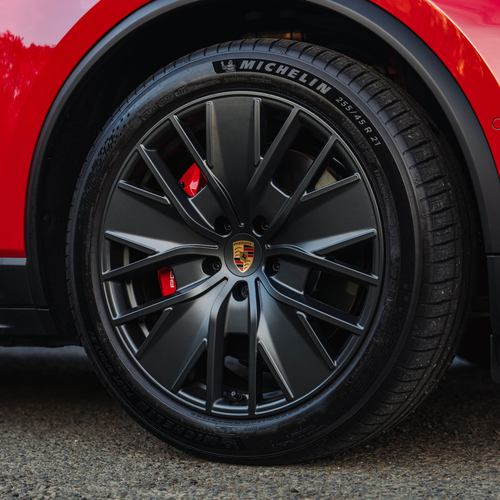 2026 Porsche Macan GTS H2 UK Version Exterior