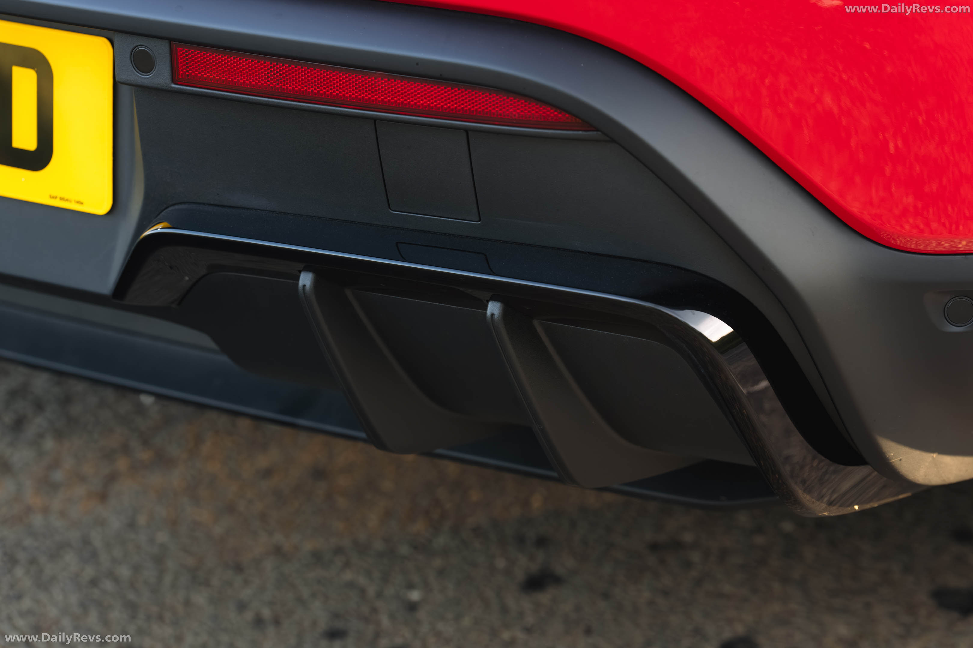 2026 Porsche Macan GTS H2 UK Version Exterior
