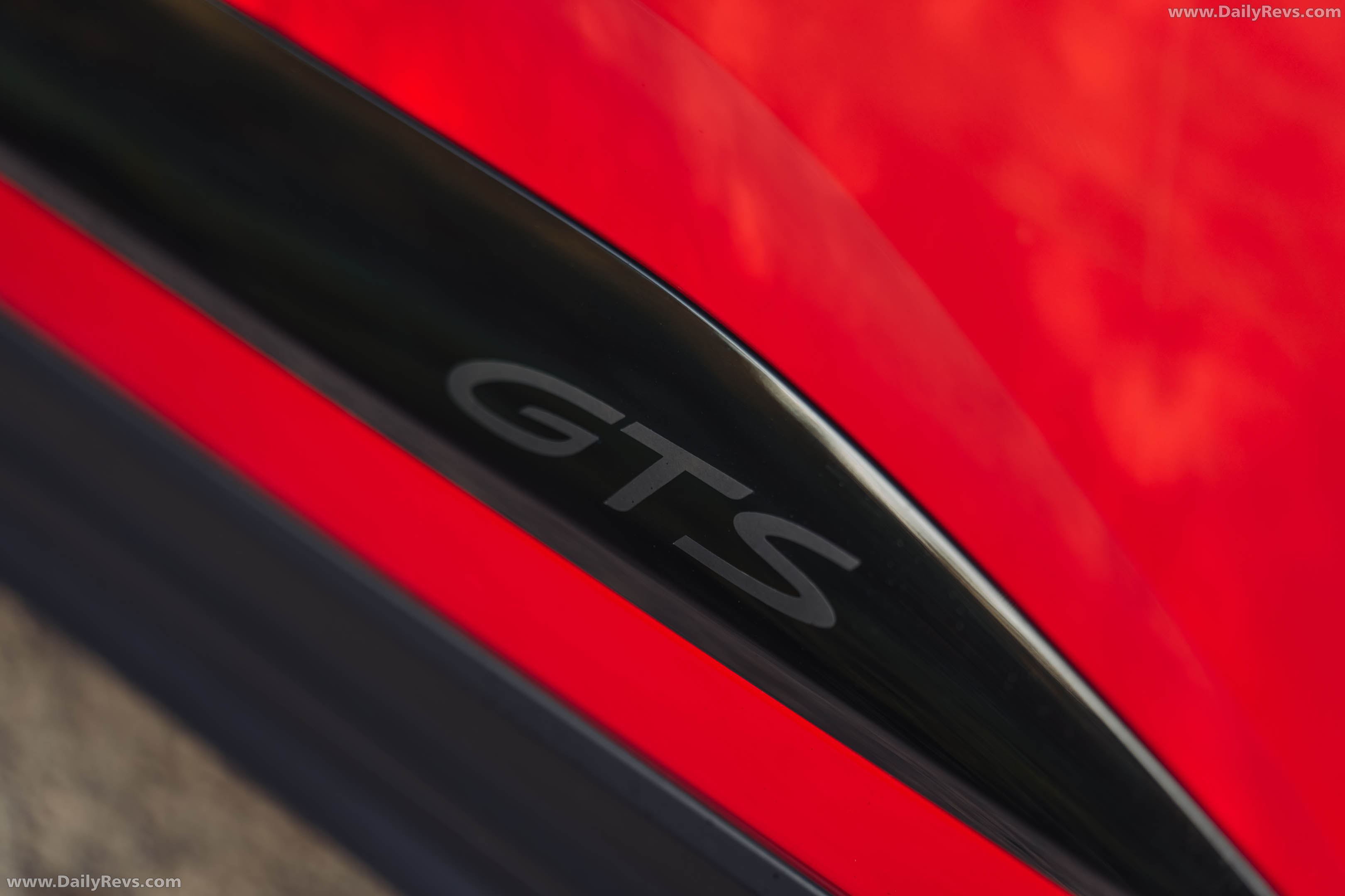 2026 Porsche Macan GTS H2 UK Version Exterior