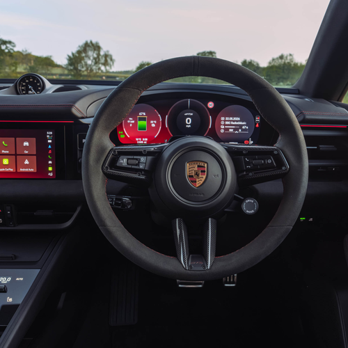 2026 Porsche Macan GTS H2 UK Version Interior