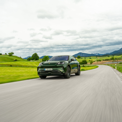 2027 Porsche Cayenne S Coupe Electric E4 Oak Green Front View