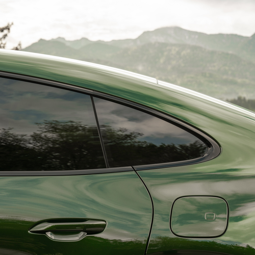 2027 Porsche Cayenne S Coupe Electric E4 Oak Green Exterior