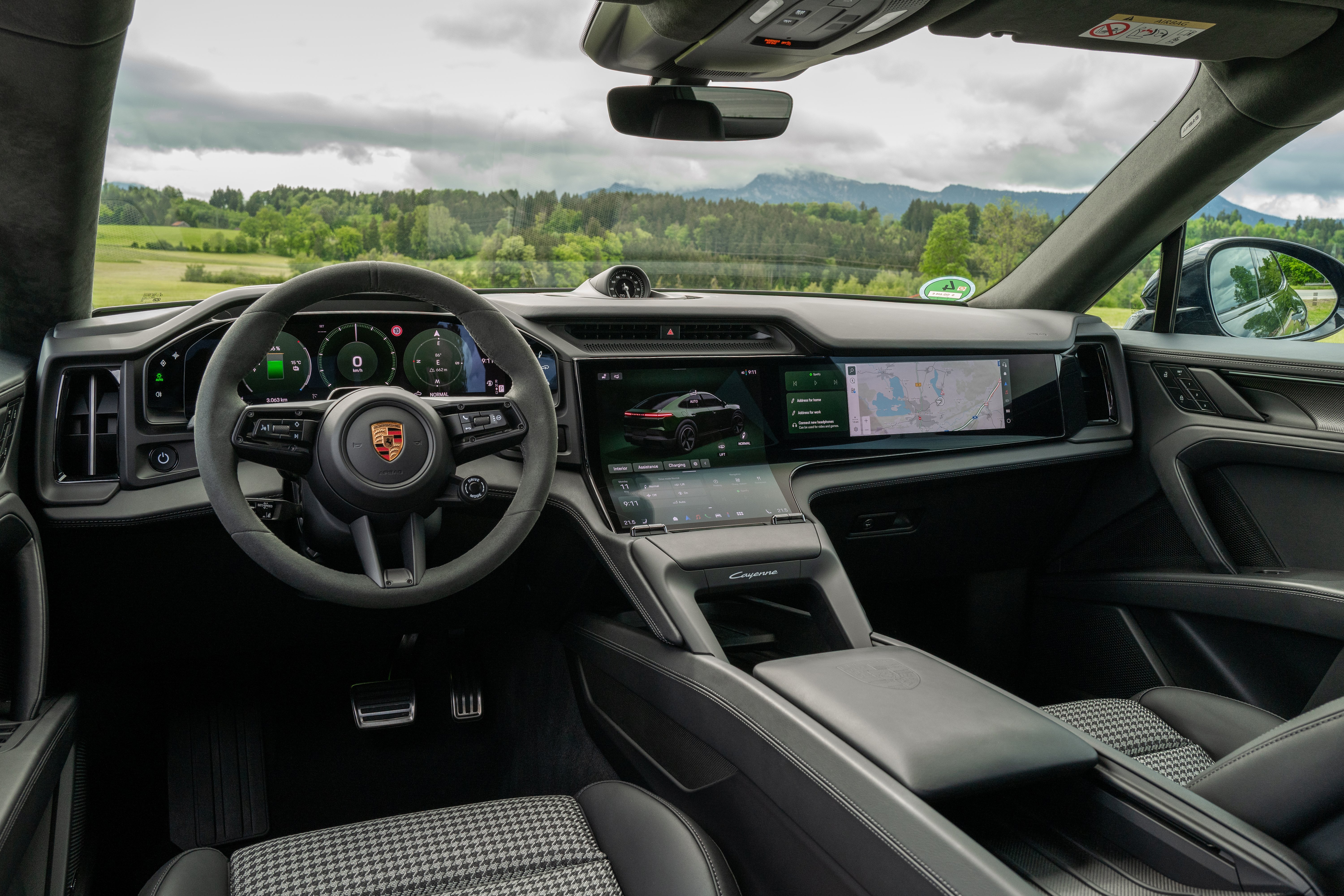 2027 Porsche Cayenne S Coupe Electric E4 Oak Green Interior