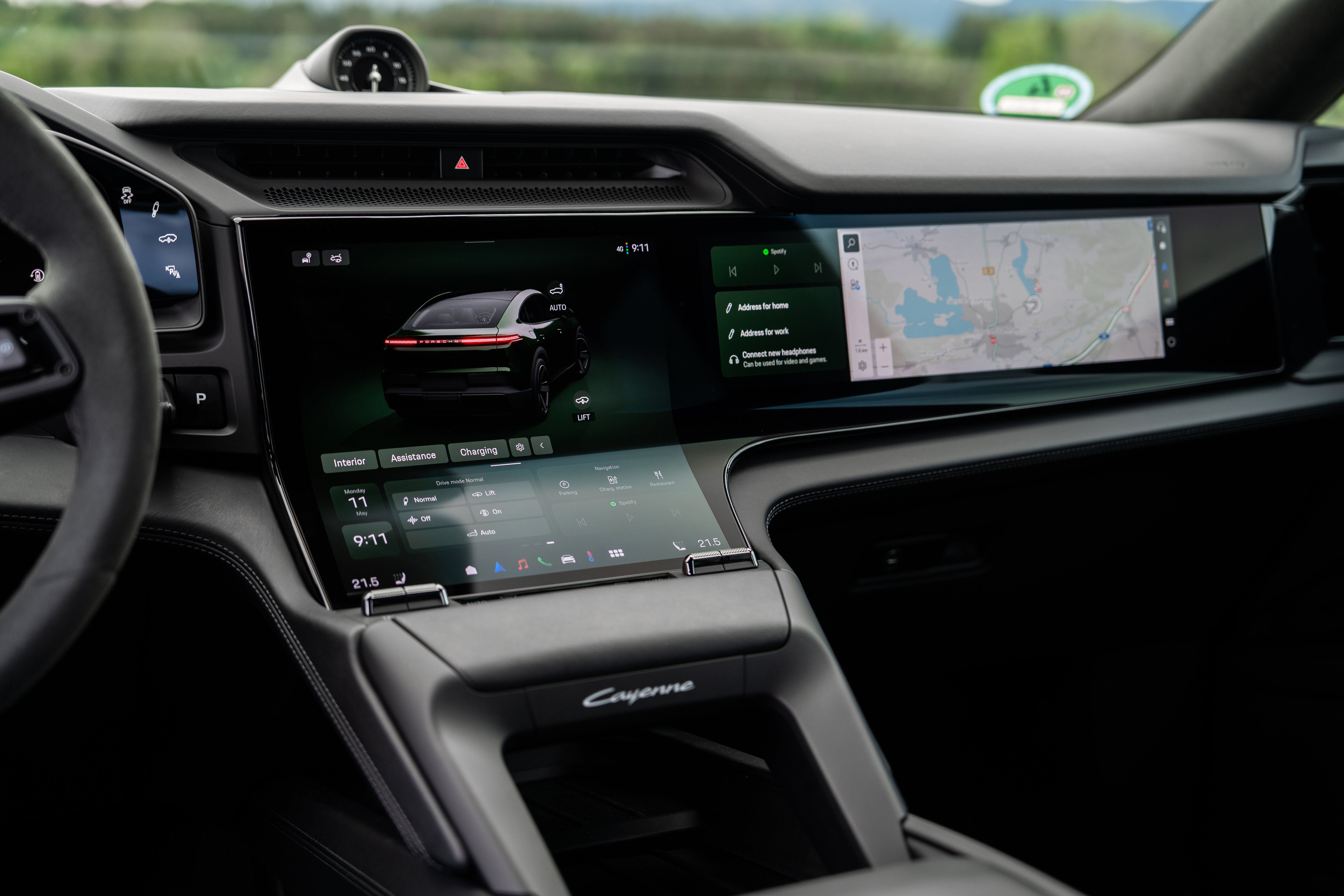 2027 Porsche Cayenne S Coupe Electric E4 Oak Green Interior