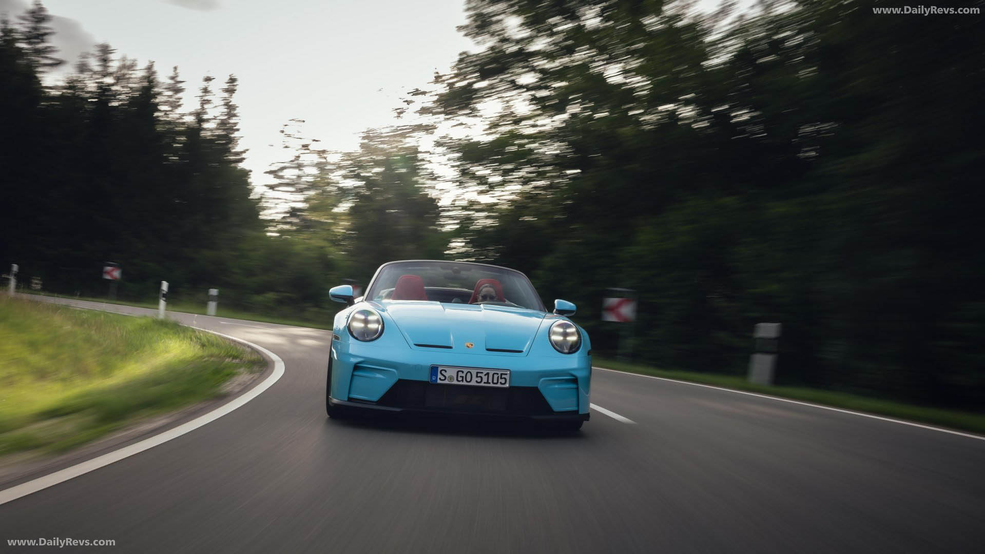 2027 Porsche 911 GT3 S-C 992 ll Olymp Blue Front View
