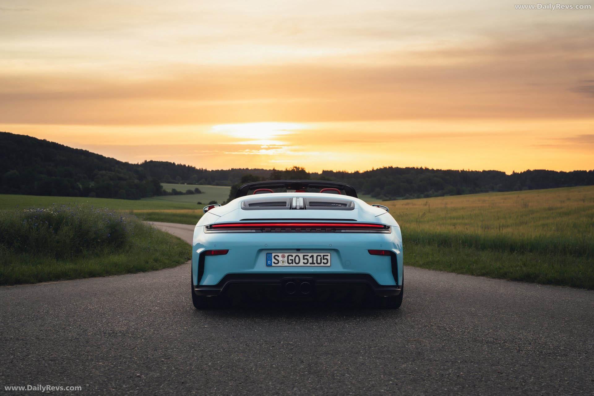 2027 Porsche 911 GT3 S-C 992 ll Olymp Blue Rear View