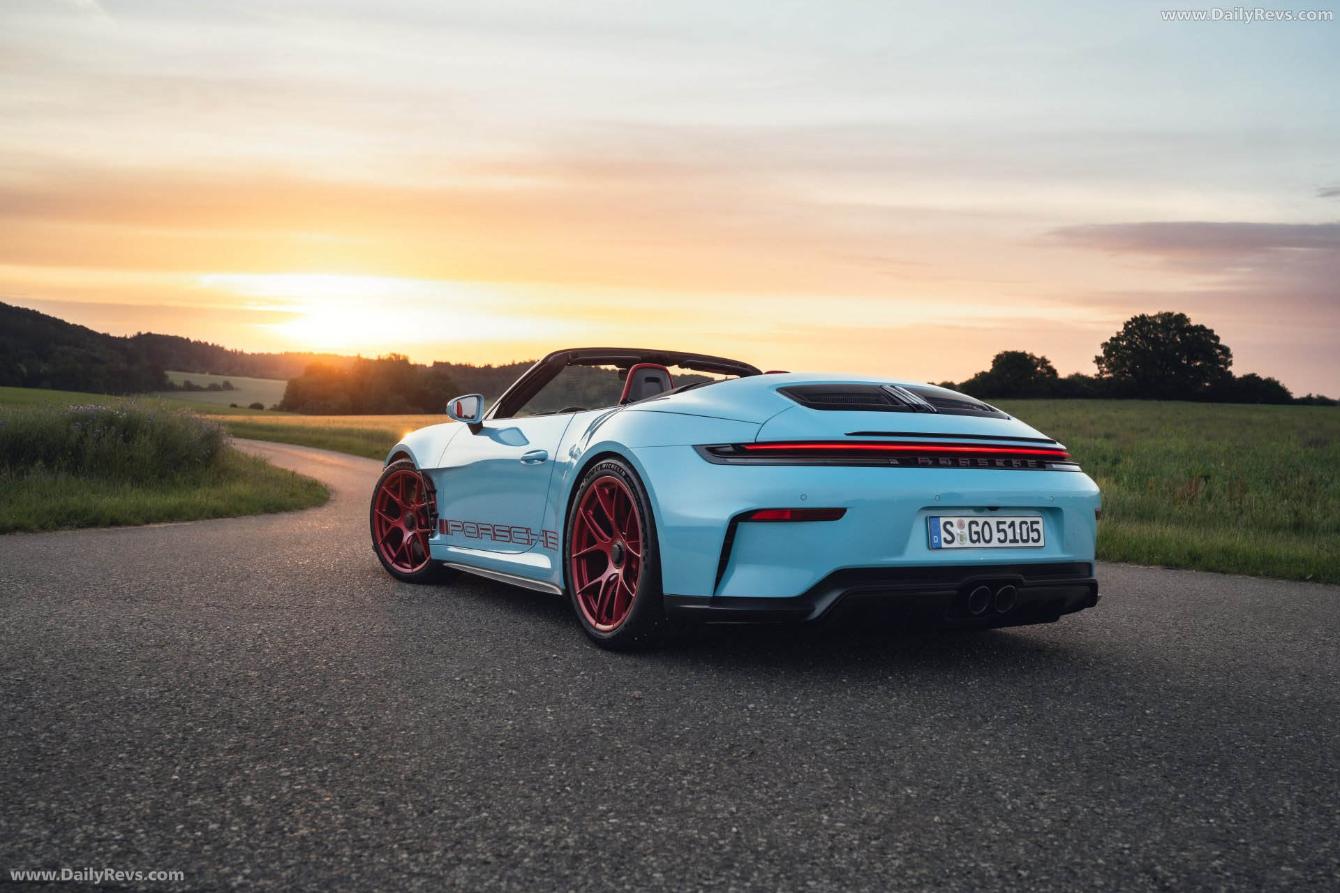 2027 Porsche 911 GT3 S-C 992 ll Olymp Blue Rear View