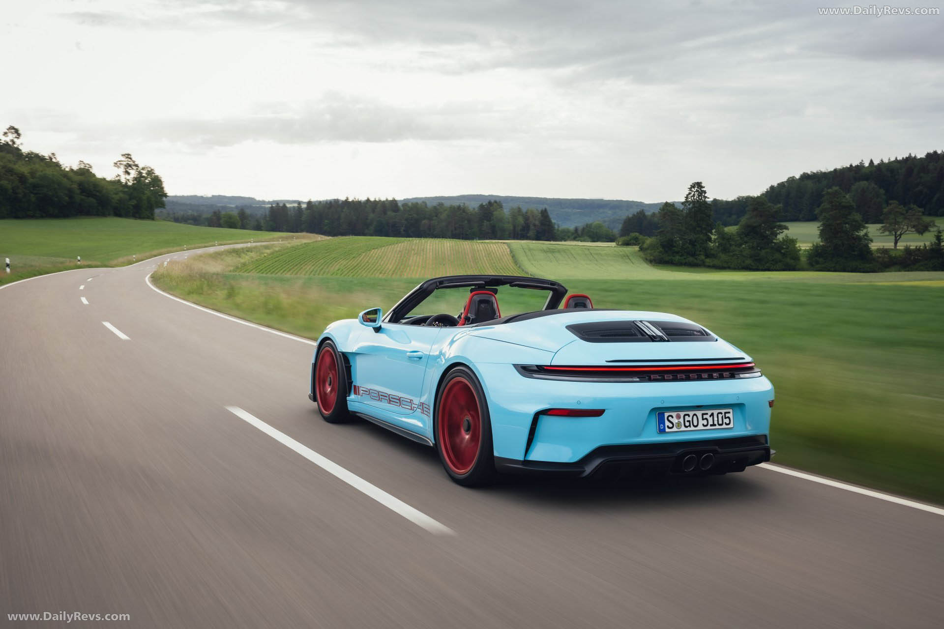 2027 Porsche 911 GT3 S-C 992 ll Olymp Blue Rear View