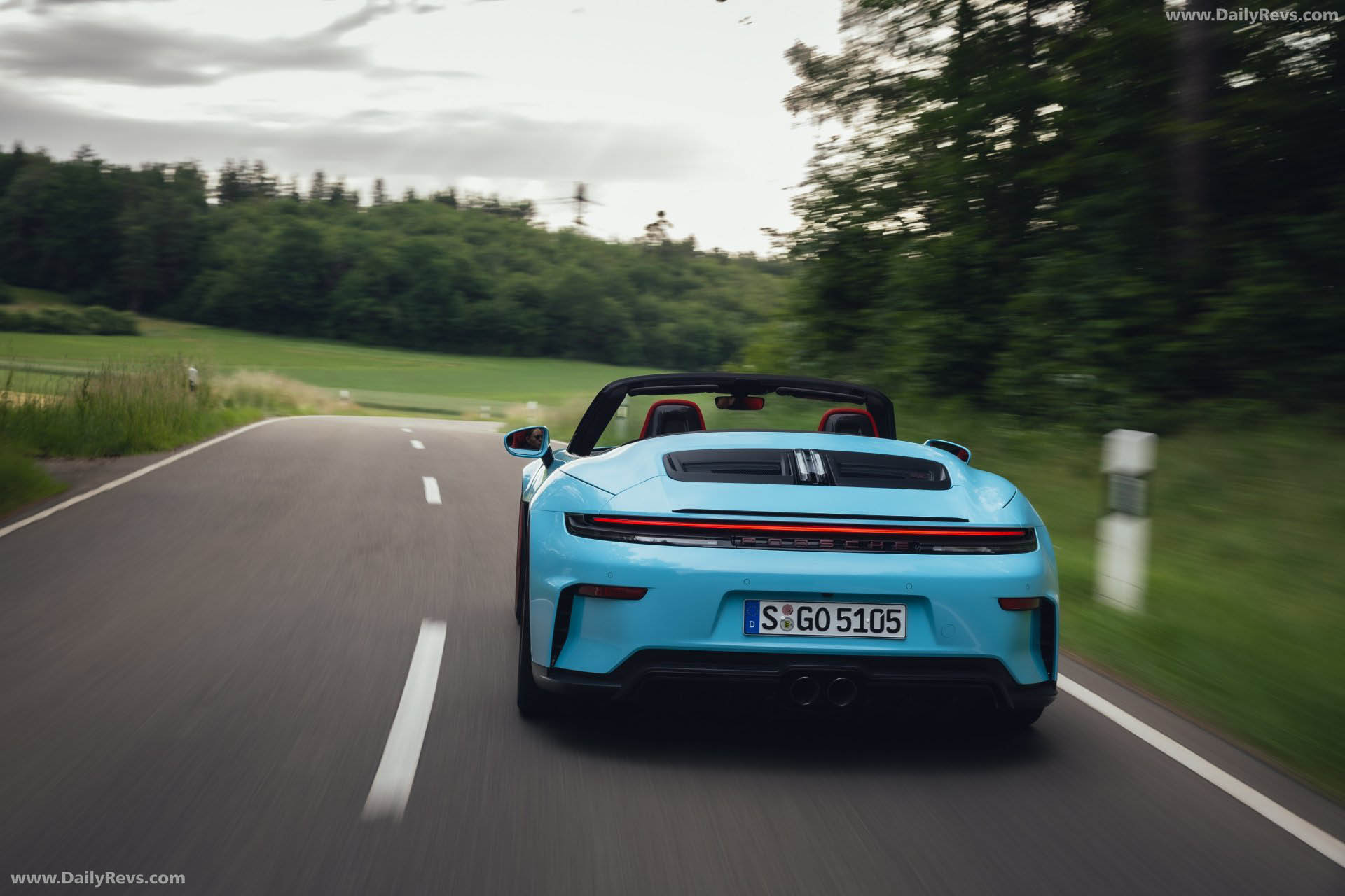 2027 Porsche 911 GT3 S-C 992 ll Olymp Blue Rear View