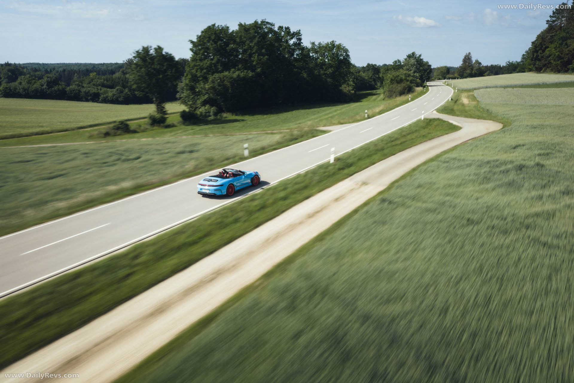2027 Porsche 911 GT3 S-C 992 ll Olymp Blue Top View