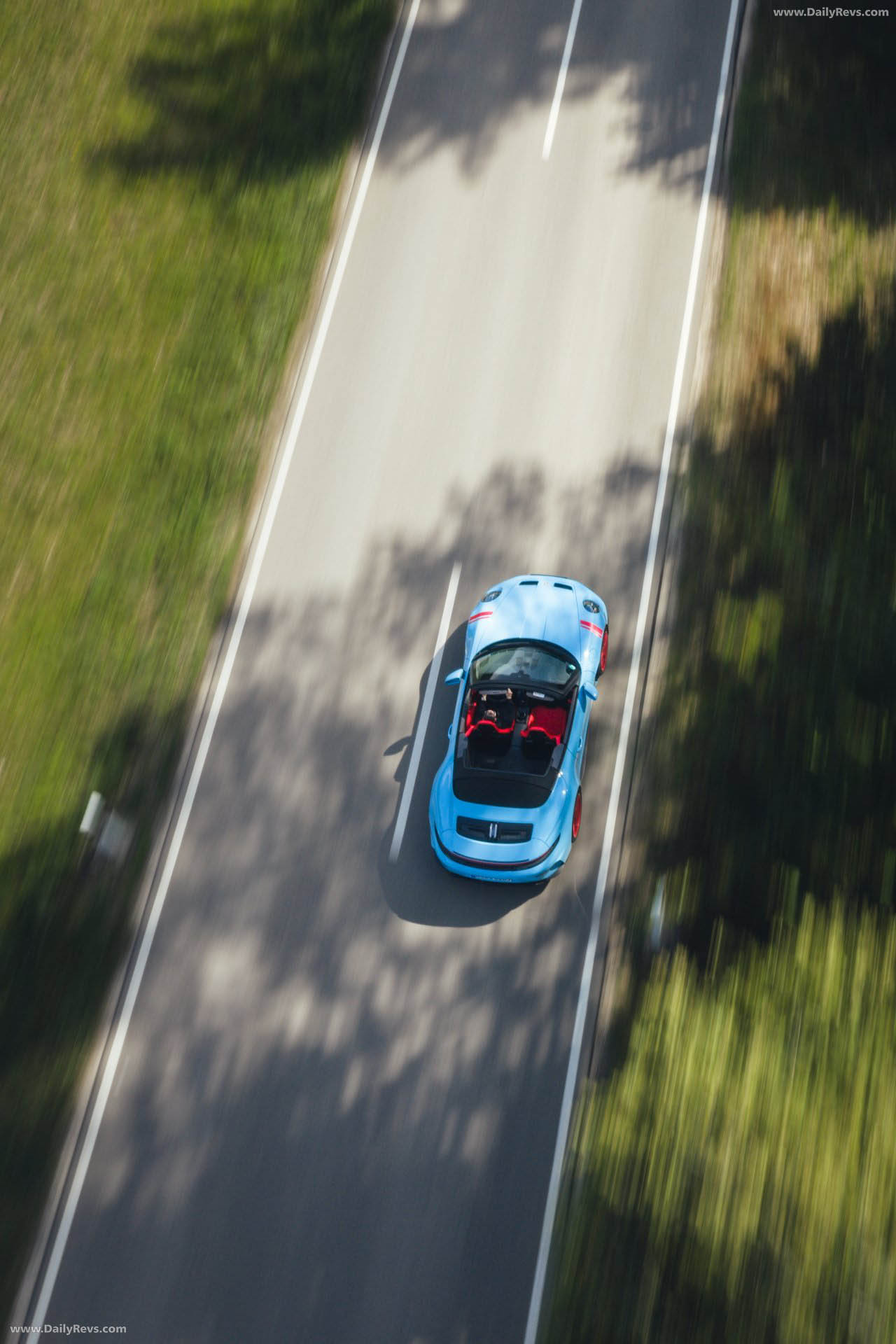 2027 Porsche 911 GT3 S-C 992 ll Olymp Blue Top View