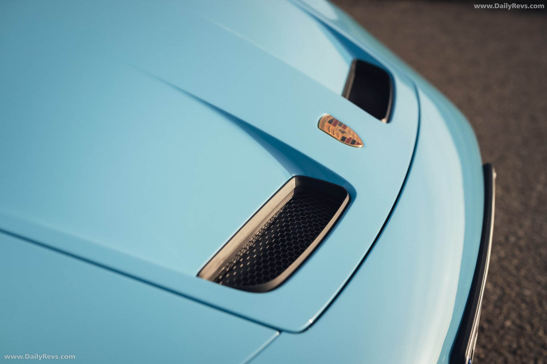 2027 Porsche 911 GT3 S-C 992 ll Olymp Blue Exterior