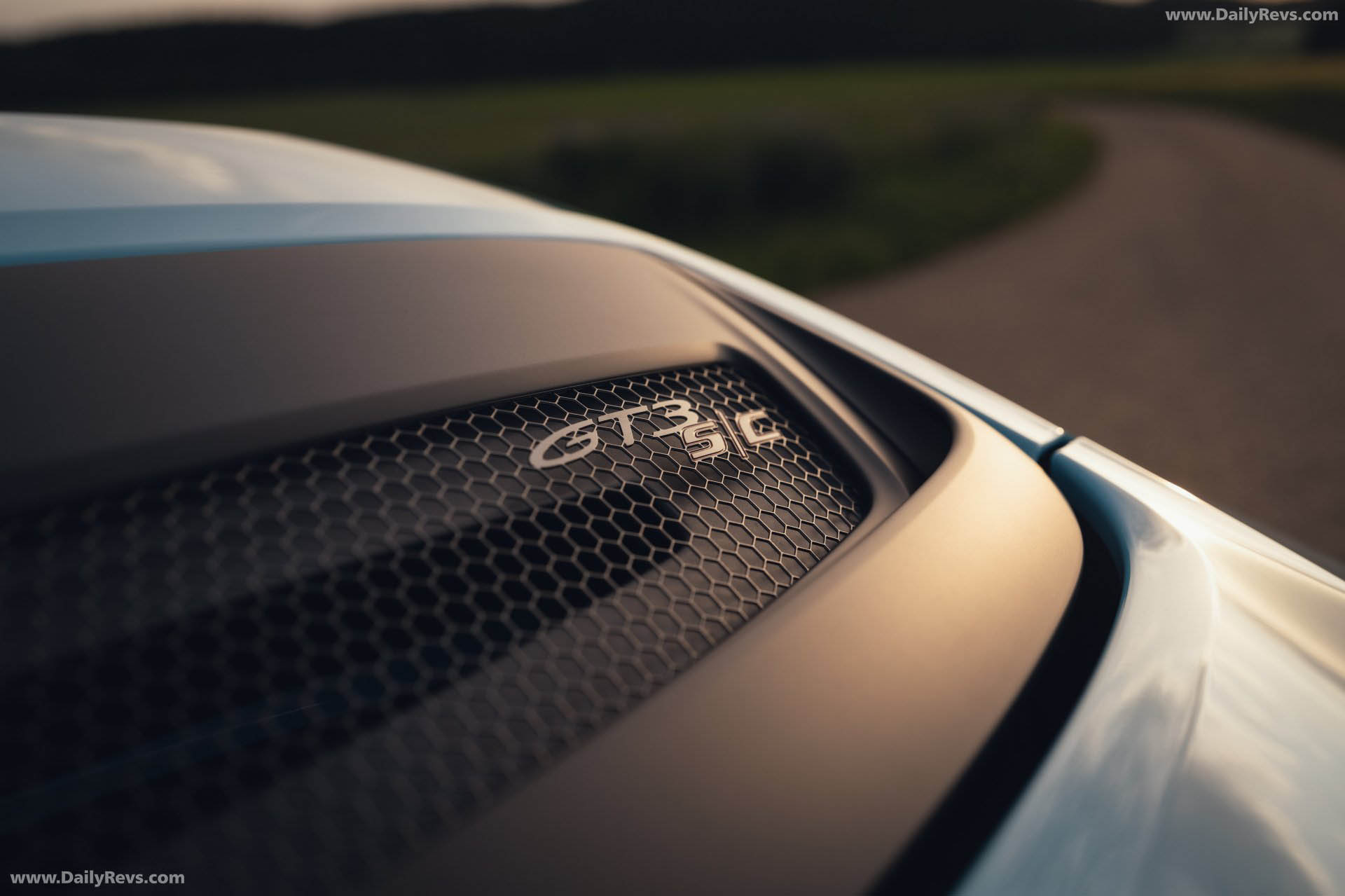 2027 Porsche 911 GT3 S-C 992 ll Olymp Blue Exterior