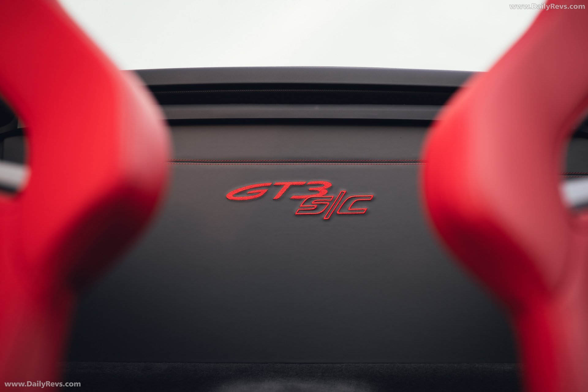 2027 Porsche 911 GT3 S-C 992 ll Olymp Blue Interior