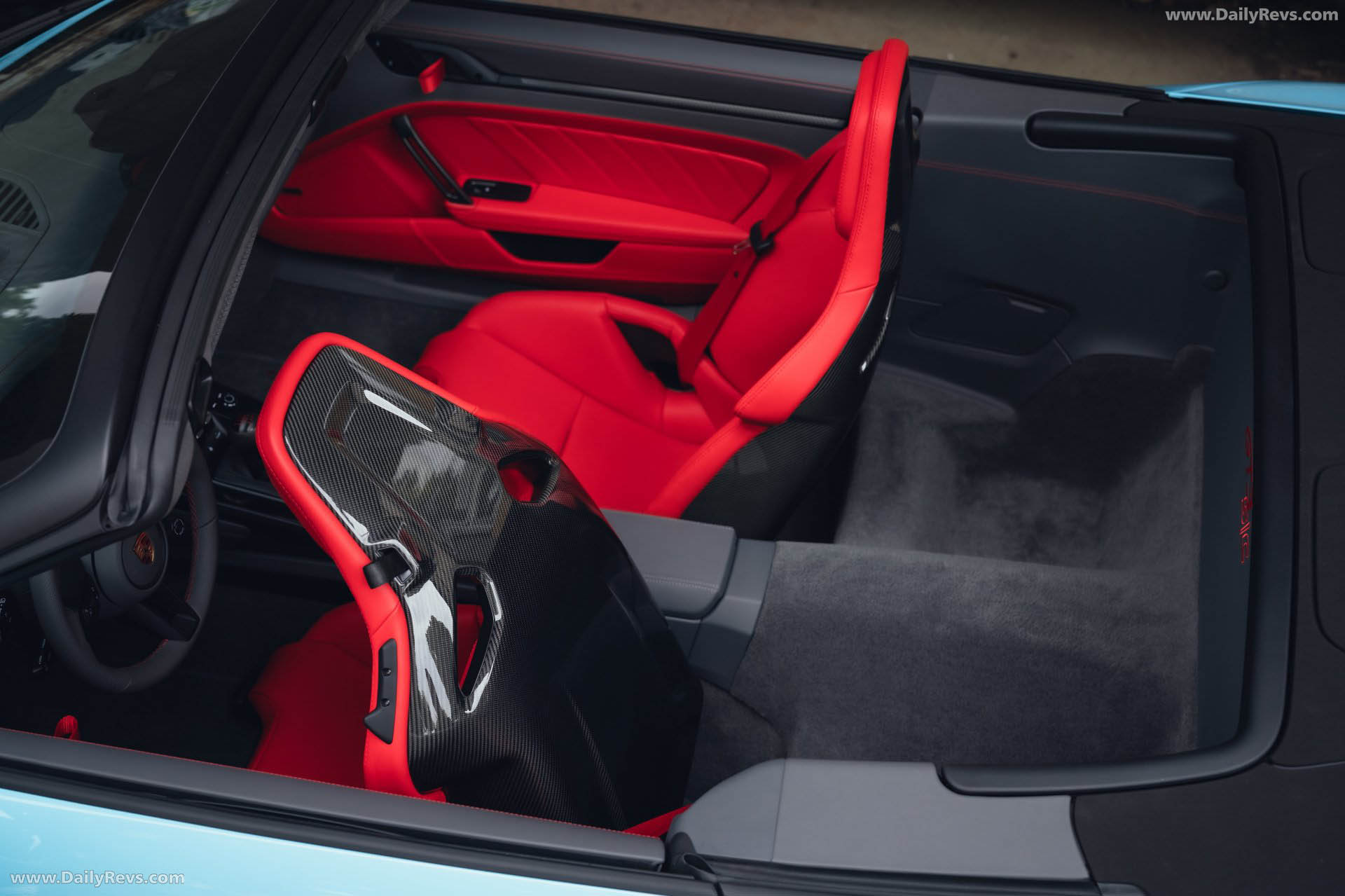 2027 Porsche 911 GT3 S-C 992 ll Olymp Blue Interior