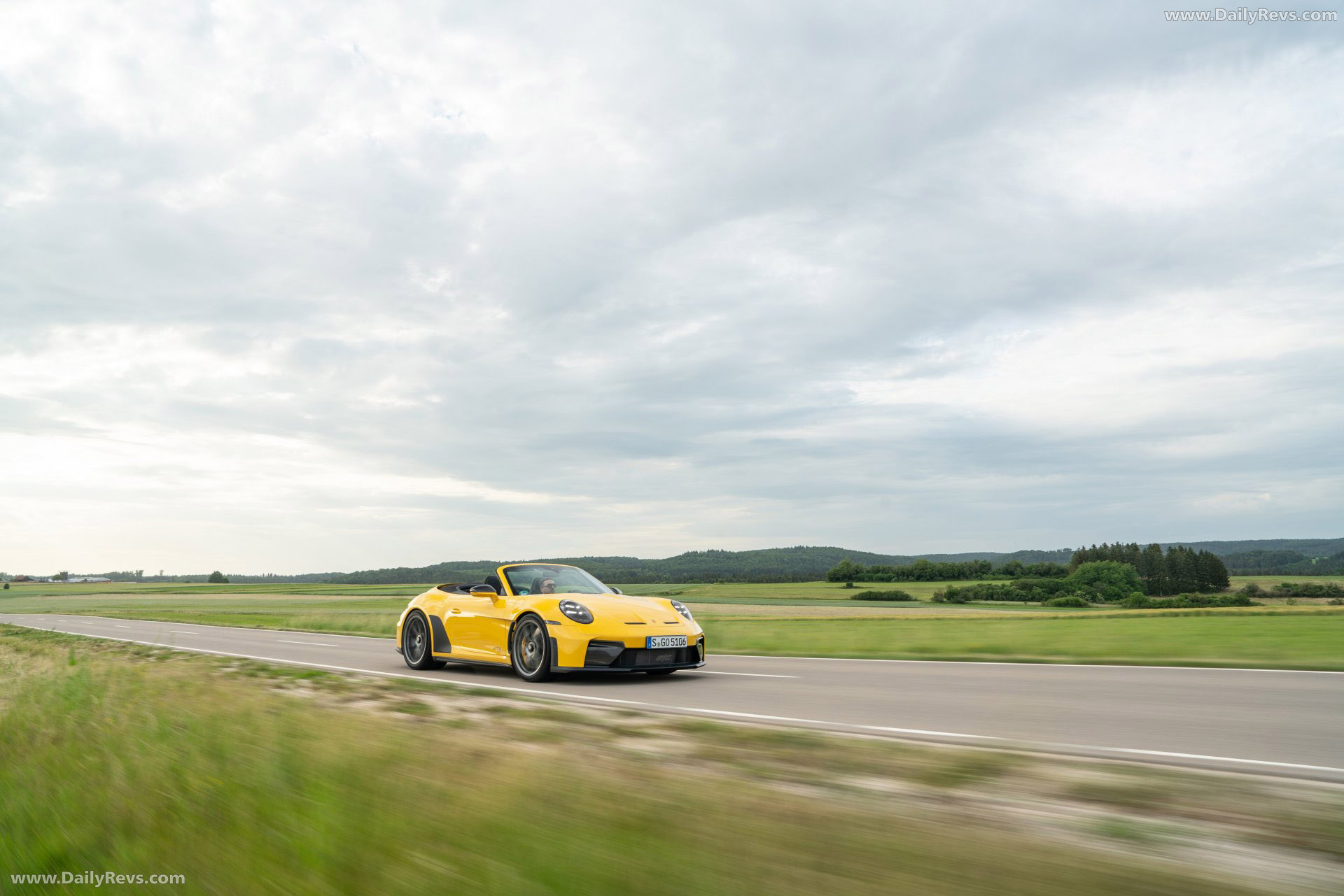 2027 Porsche 911 GT3 S-C 992 ll Speed Yellow Front View