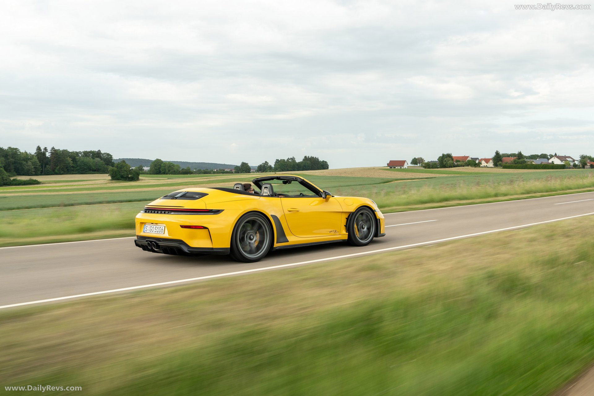 2027 Porsche 911 GT3 S-C 992 ll Speed Yellow Rear View