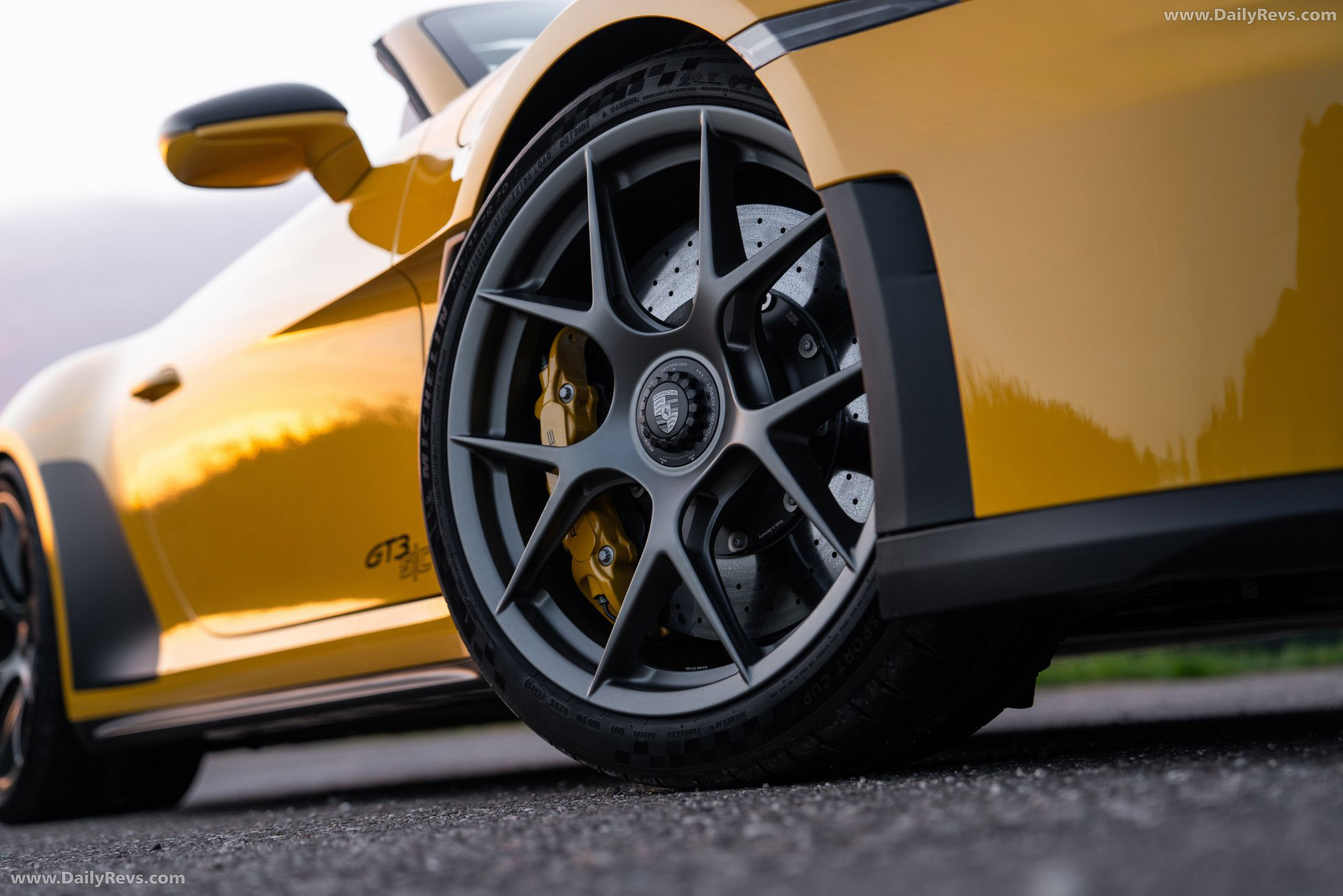 2027 Porsche 911 GT3 S-C 992 ll Speed Yellow Exterior