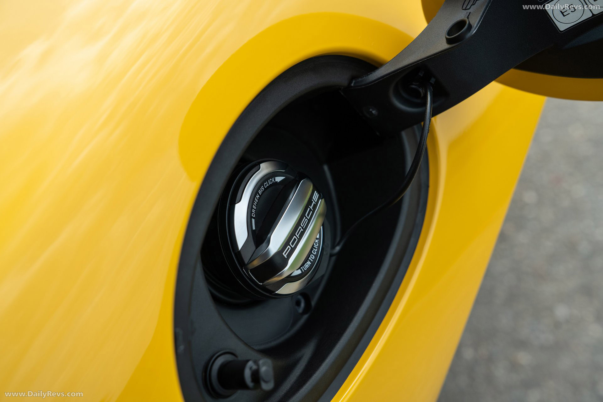 2027 Porsche 911 GT3 S-C 992 ll Speed Yellow Exterior