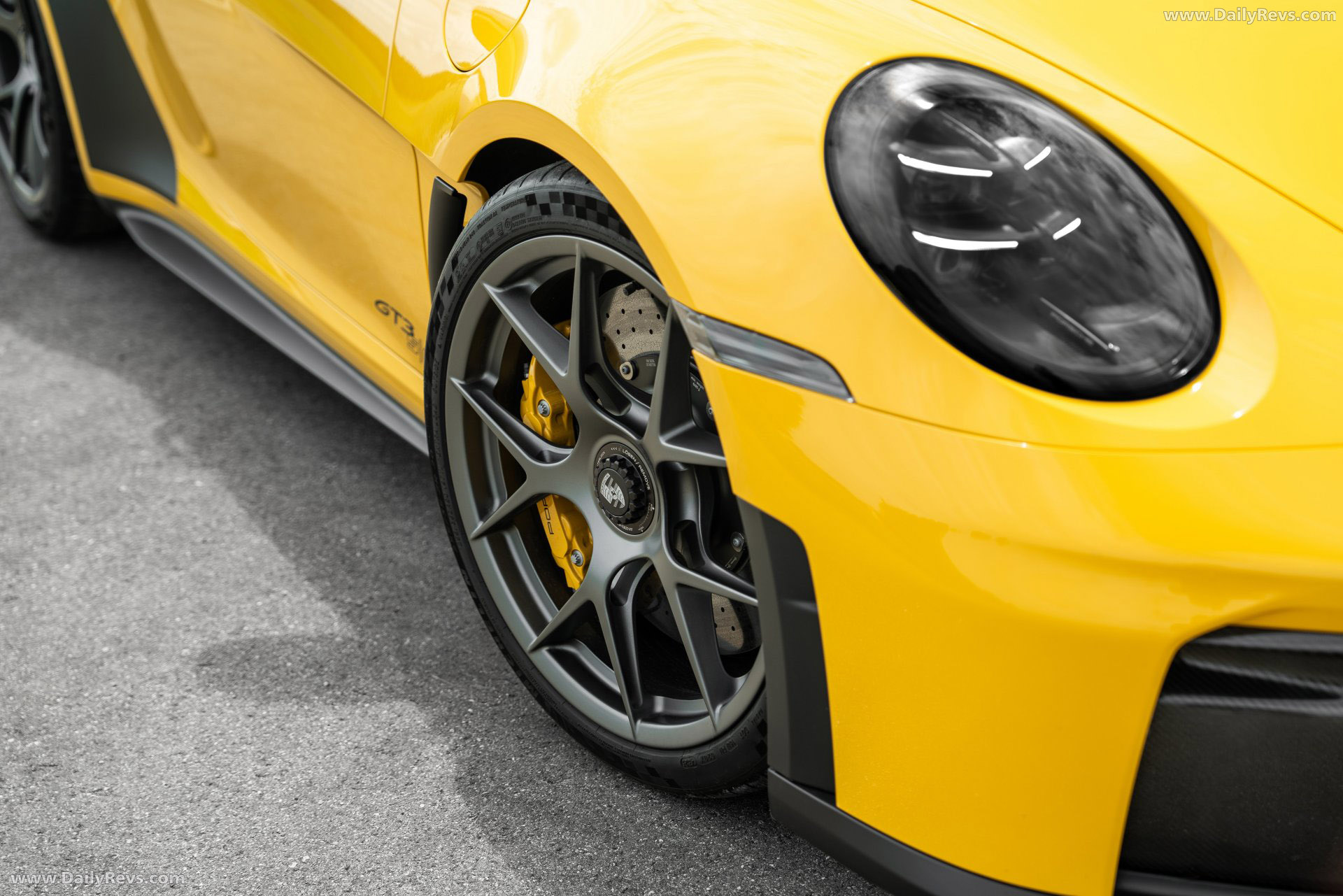 2027 Porsche 911 GT3 S-C 992 ll Speed Yellow Exterior
