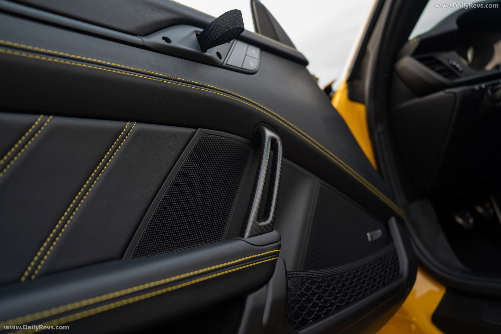 2027 Porsche 911 GT3 S-C 992 ll Speed Yellow Interior