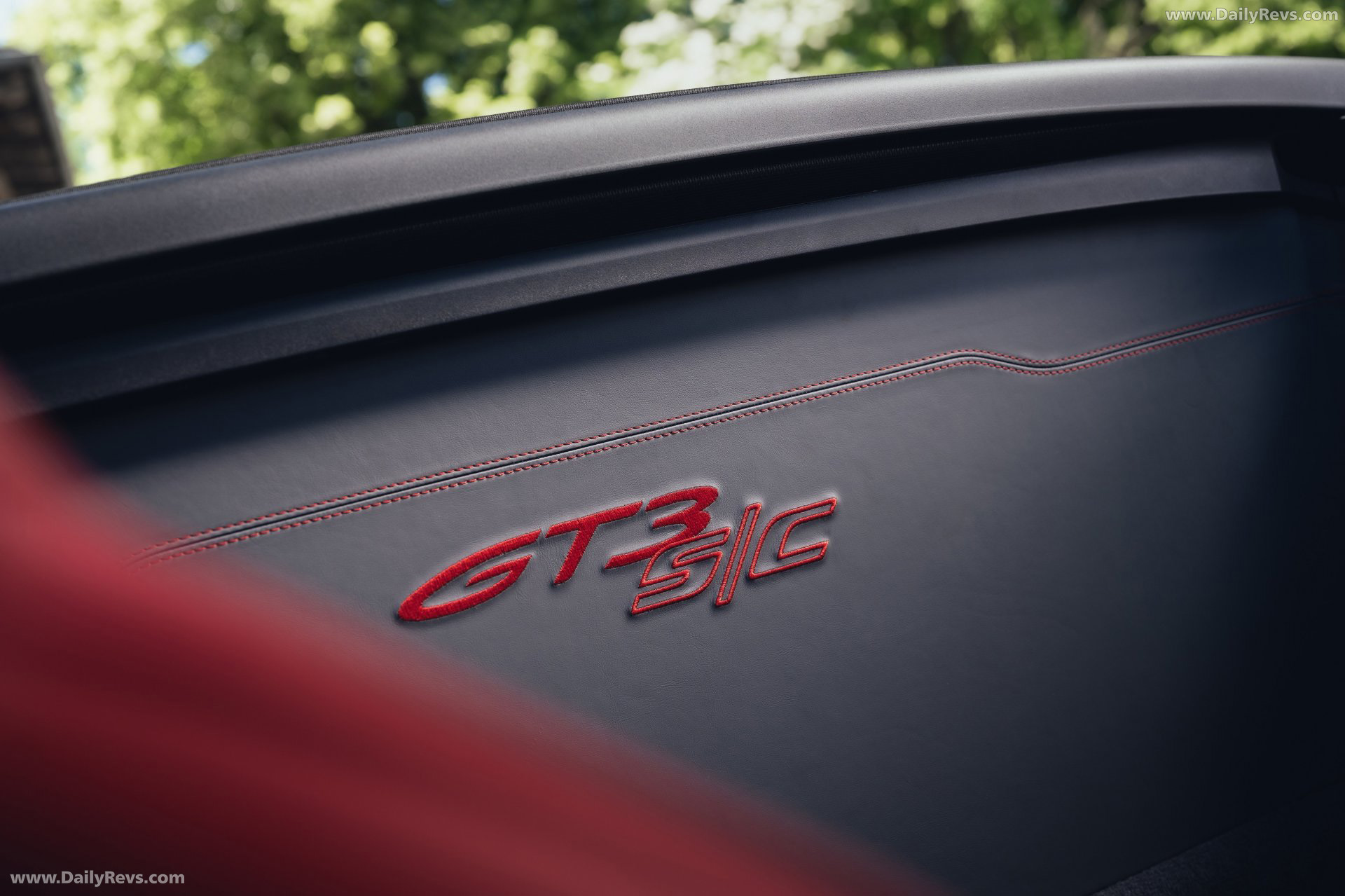 2027 Porsche 911 GT3 S-C 992 ll Slate Grey Neo Interior