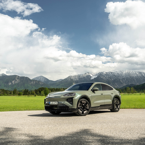 2027 Porsche Cayenne Turbo Coupe Electric E4 Monteverde Front View