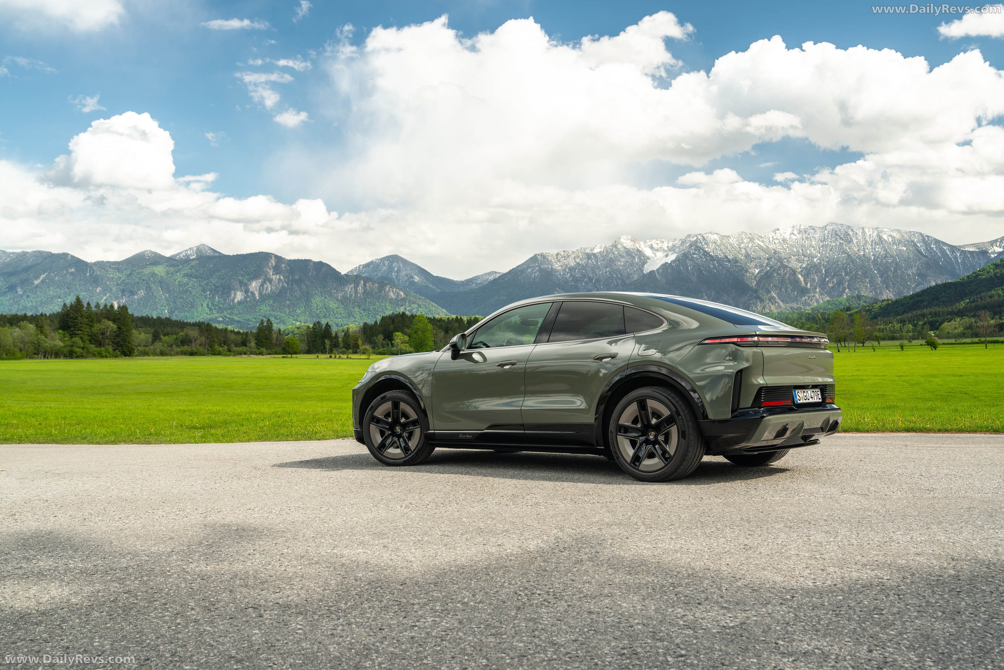2027 Porsche Cayenne Turbo Coupe Electric E4 Monteverde Rear View